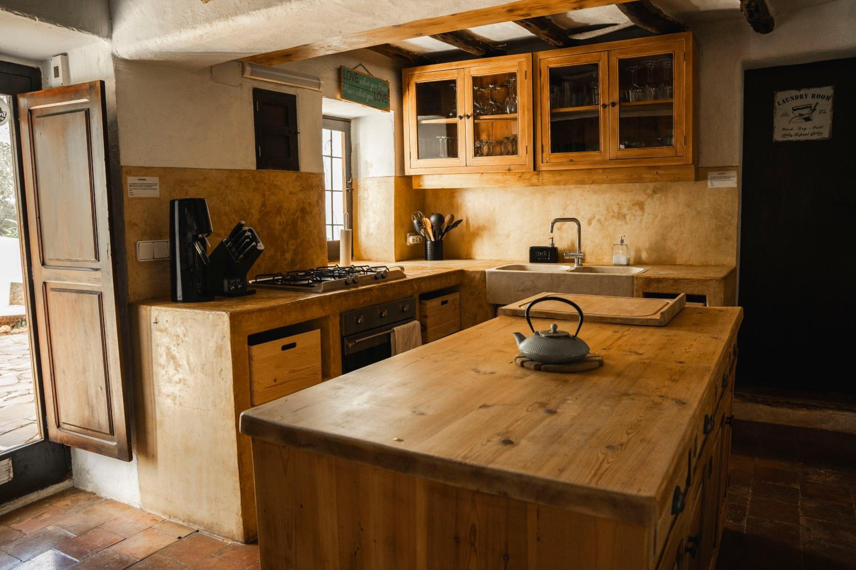 Villa photo 2