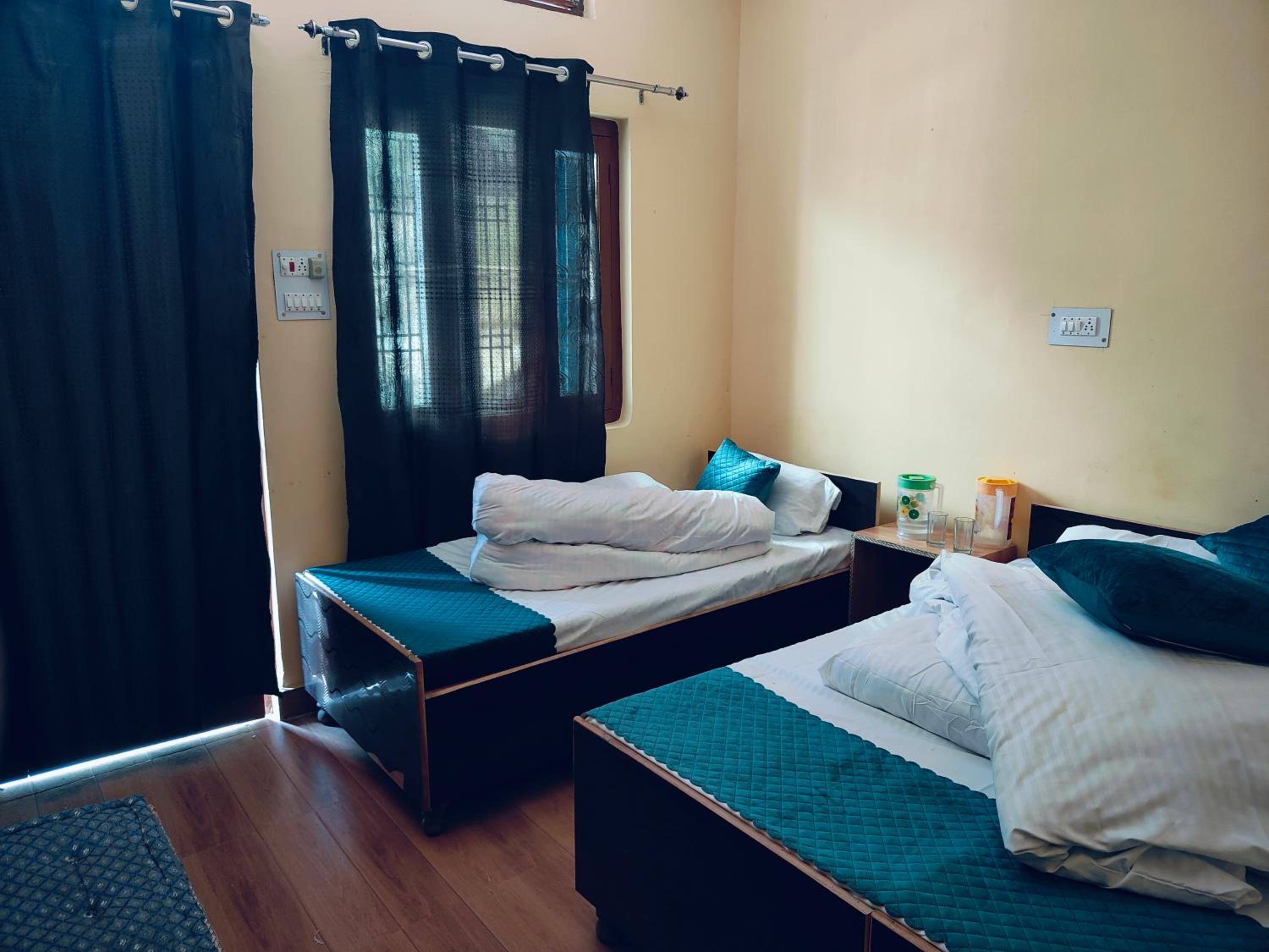 Comfort Triple Room
