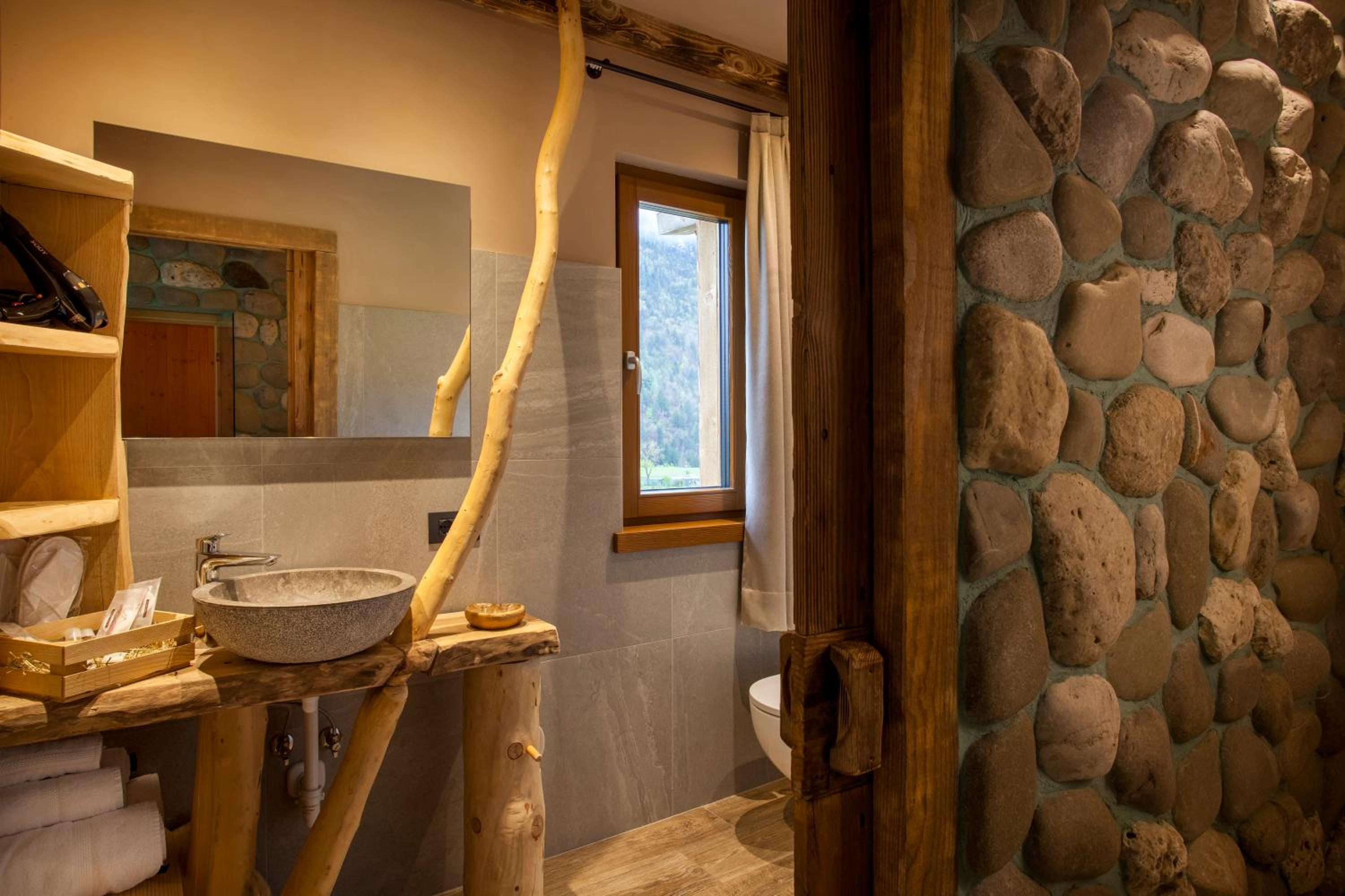 Double Room with Spa Bath photo 2