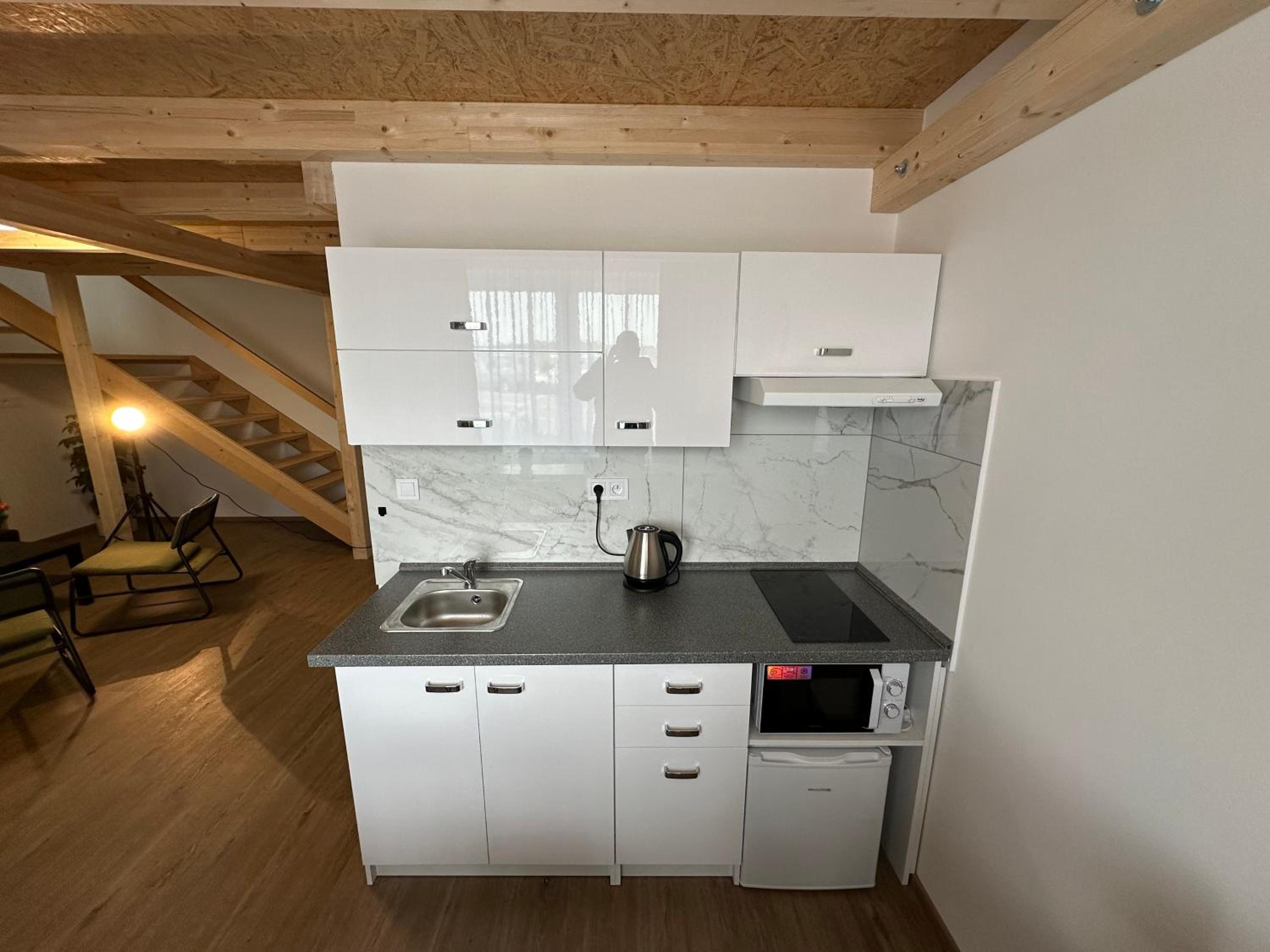 Two-Bedroom Deluxe Apartment photo 2