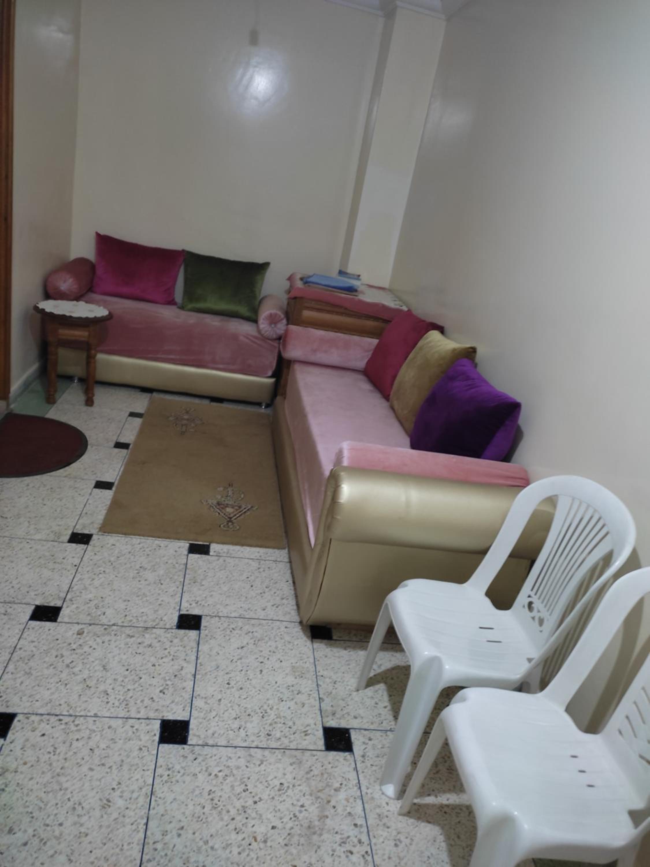 Apartment - Ground Floor - Photo 1
