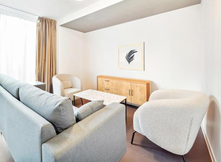 Three-Bedroom Apartment photo 1