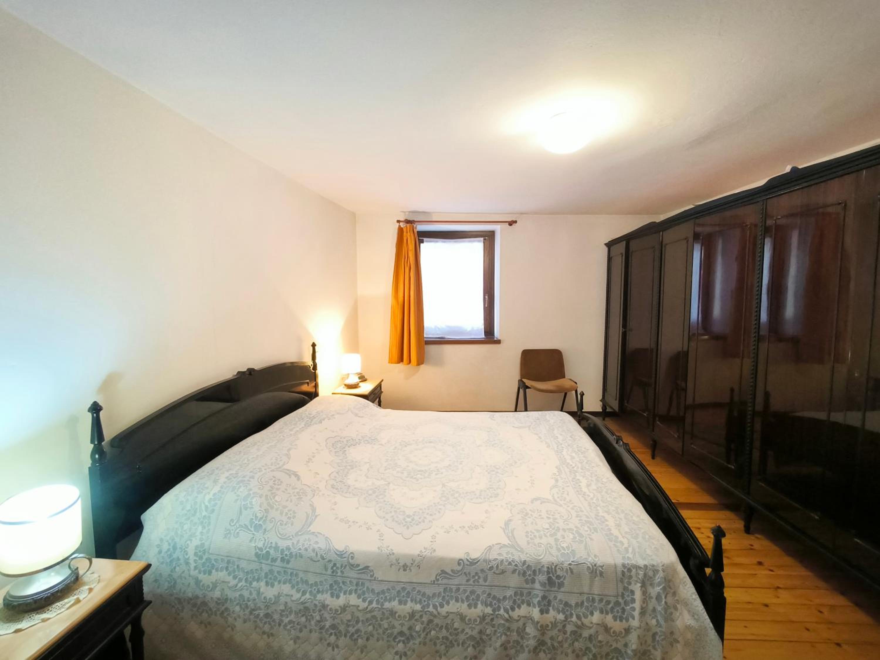 Three-Bedroom Apartment photo 1