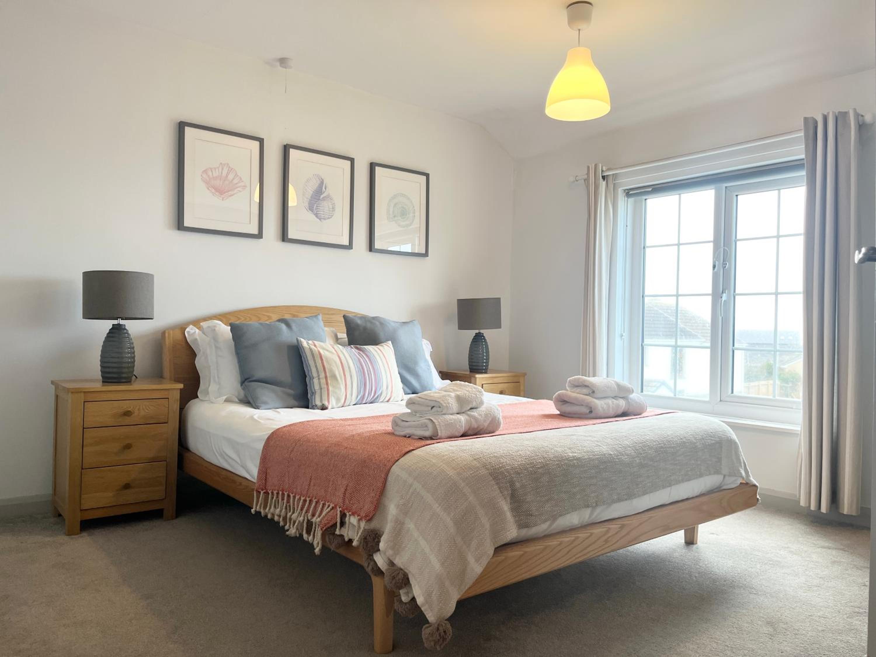 Three-Bedroom House photo 1