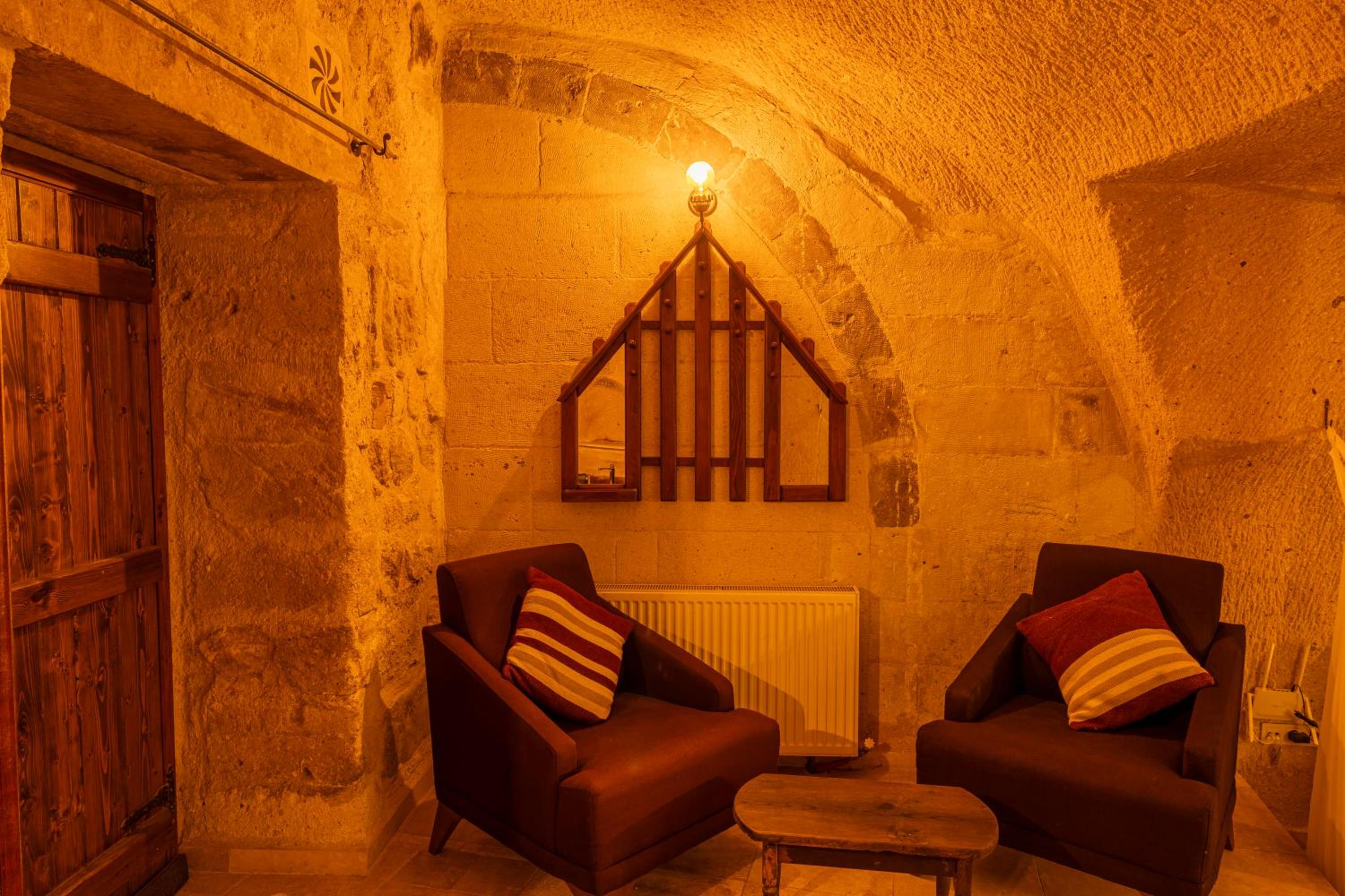 Queen Room with Spa Bath photo 1