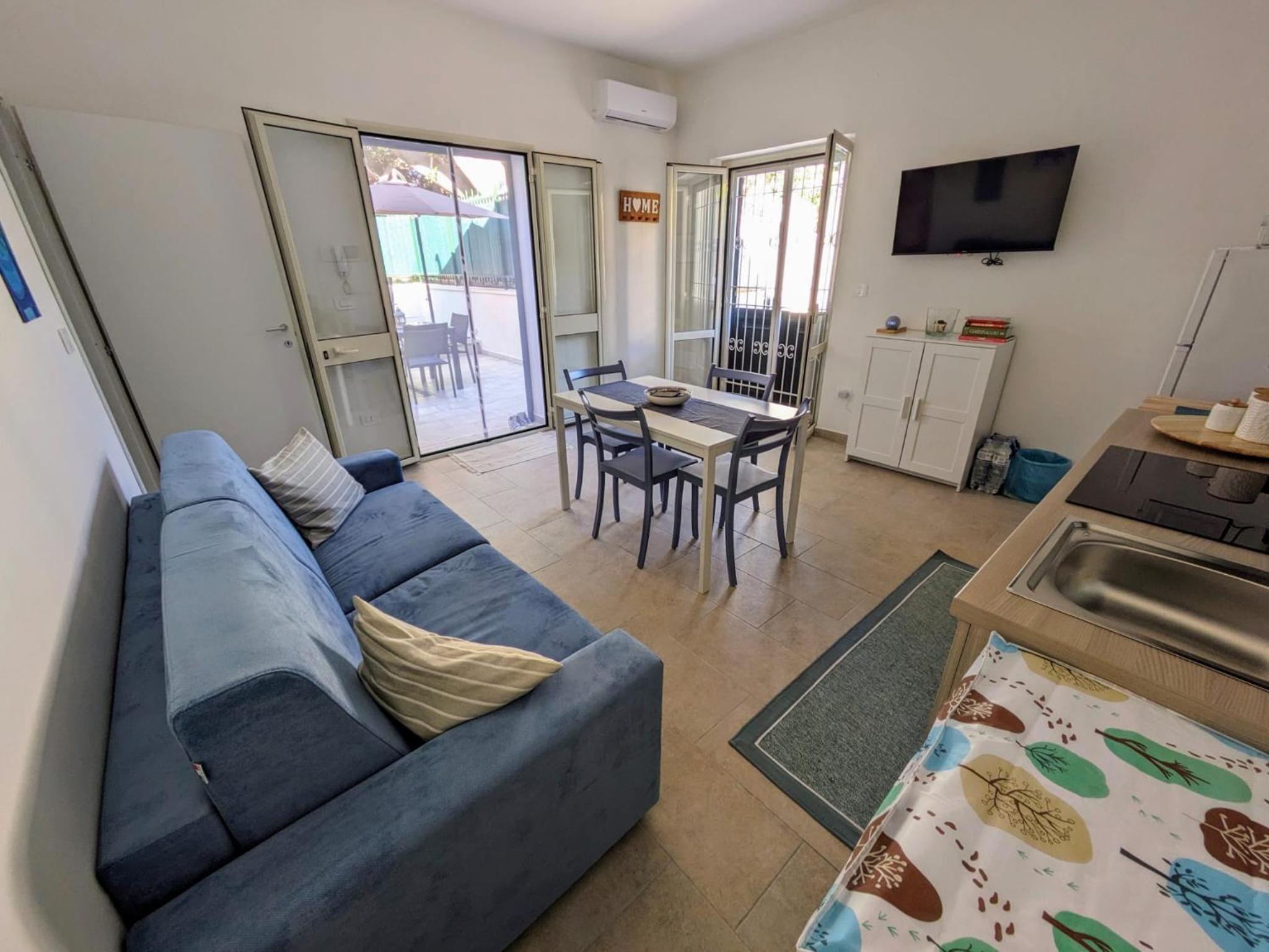 One-Bedroom Apartment