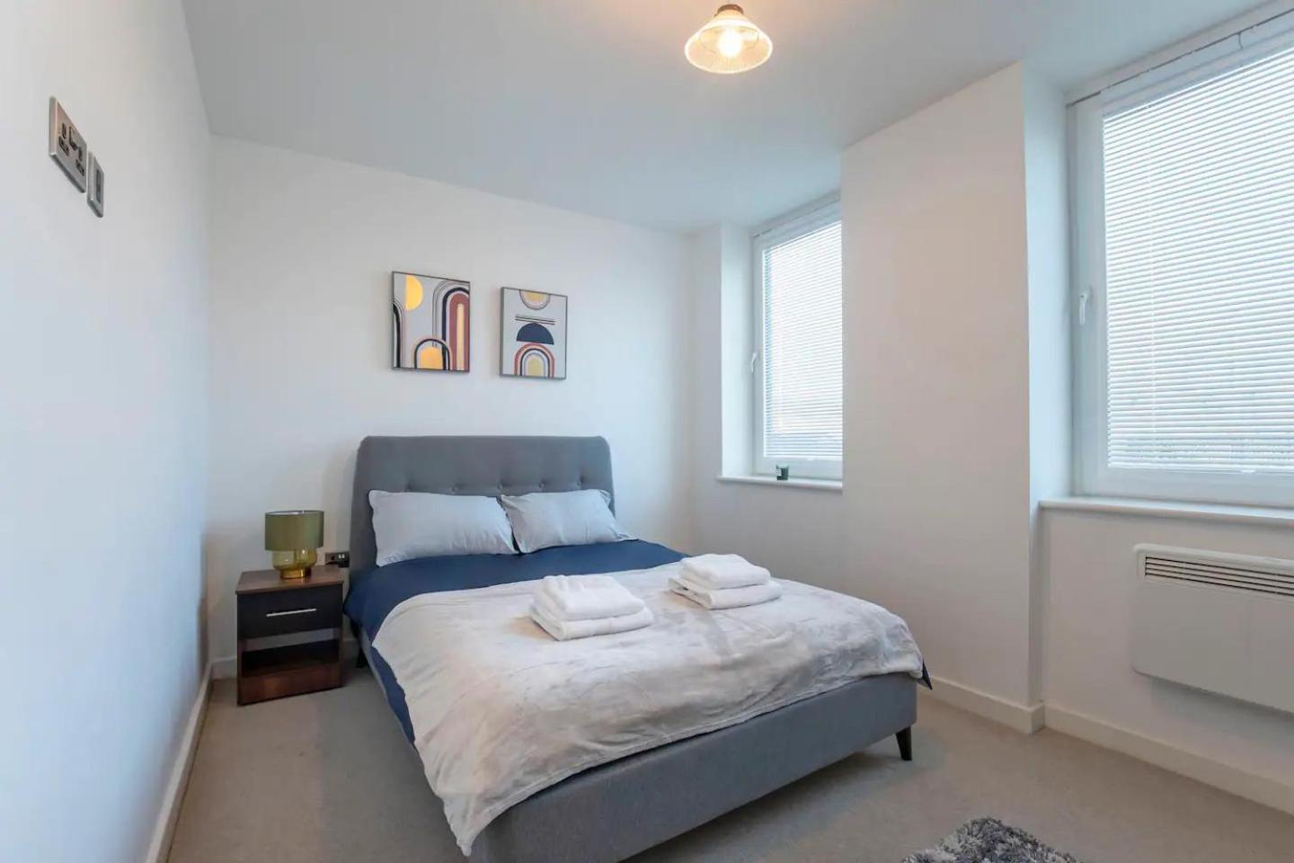 Apartment photo 2
