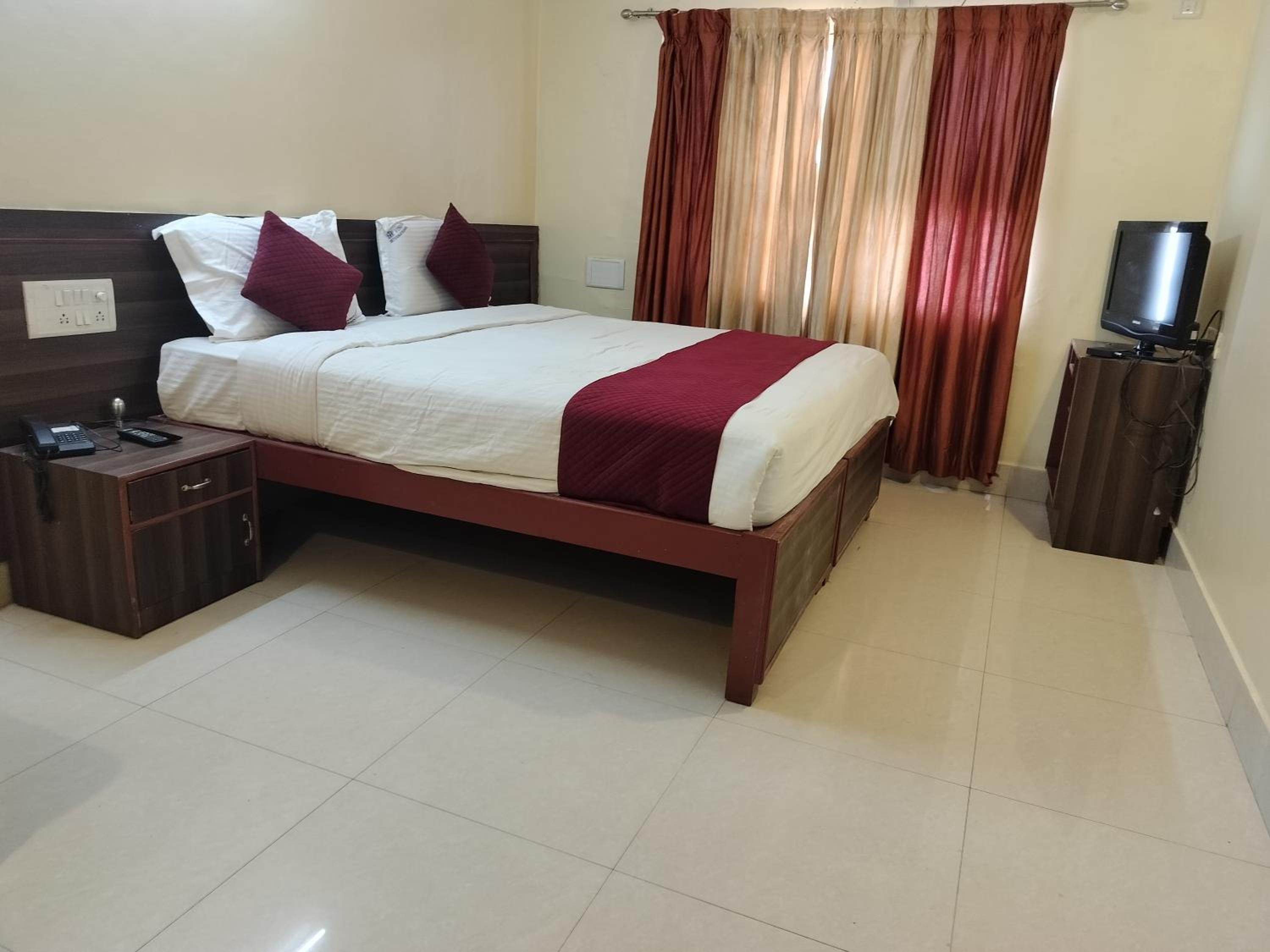 Deluxe Double Room photo 2