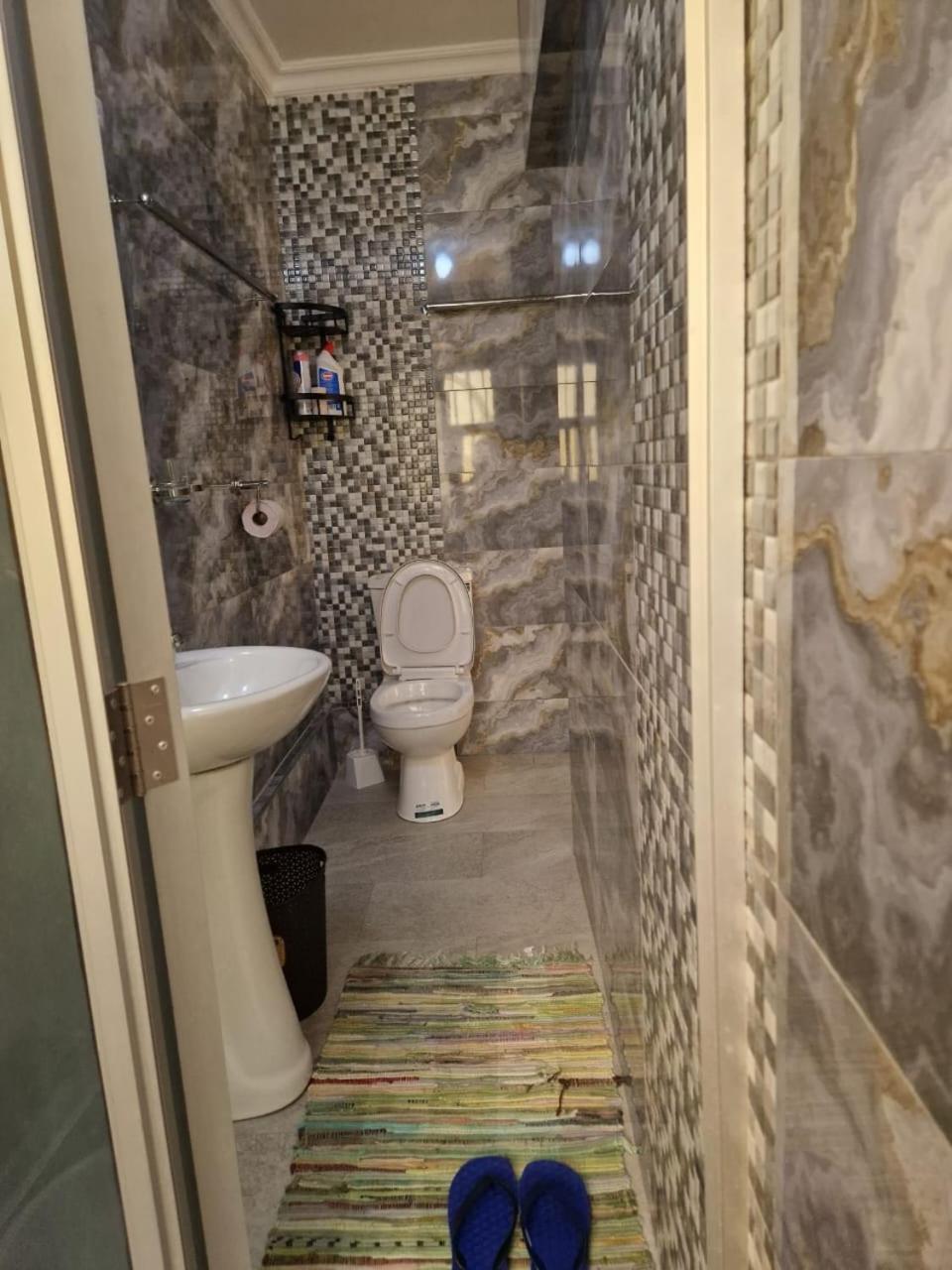 Double Room With Private Bathroom photo 1