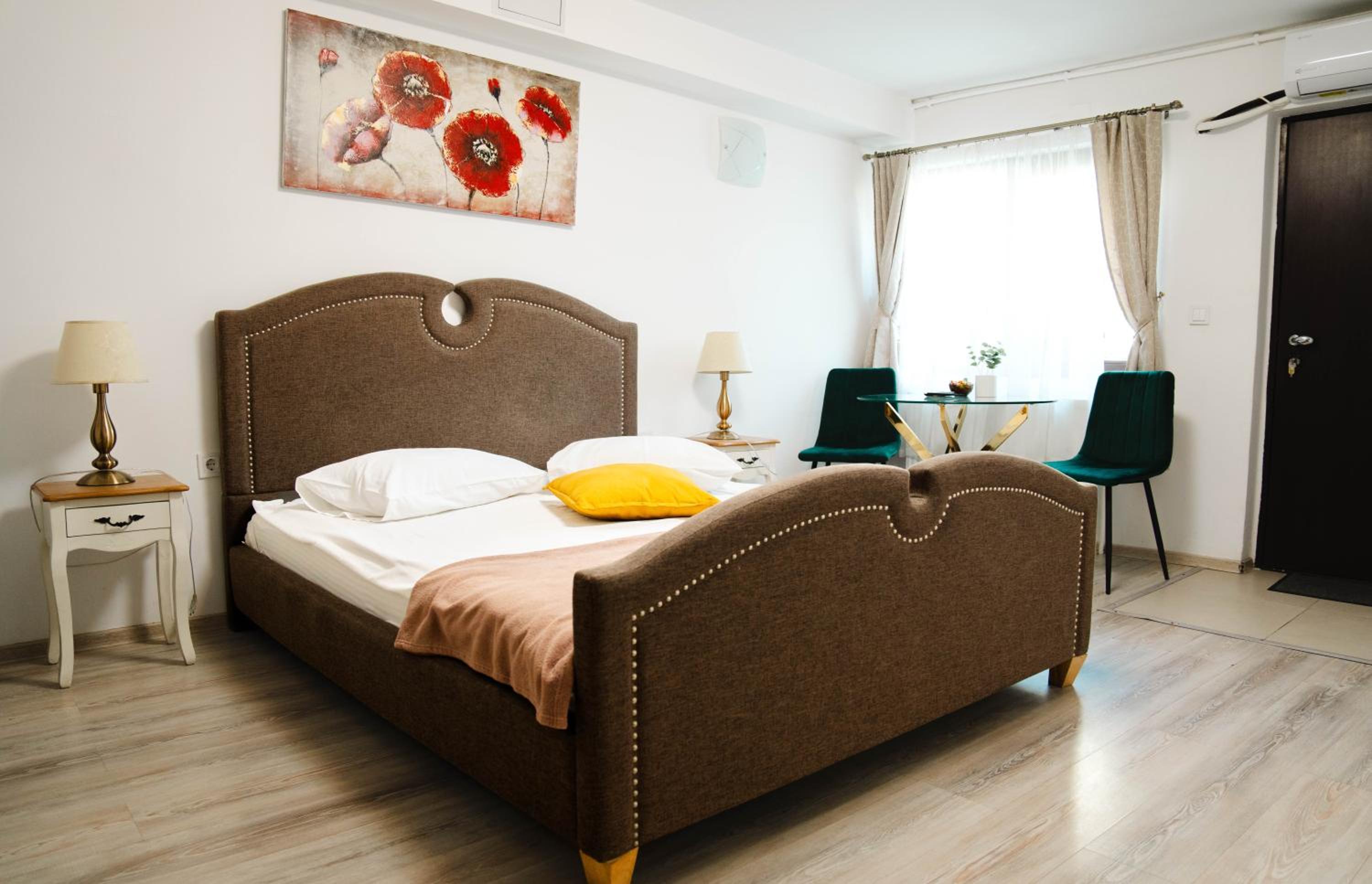 Triple Room with Bathroom - Photo 1