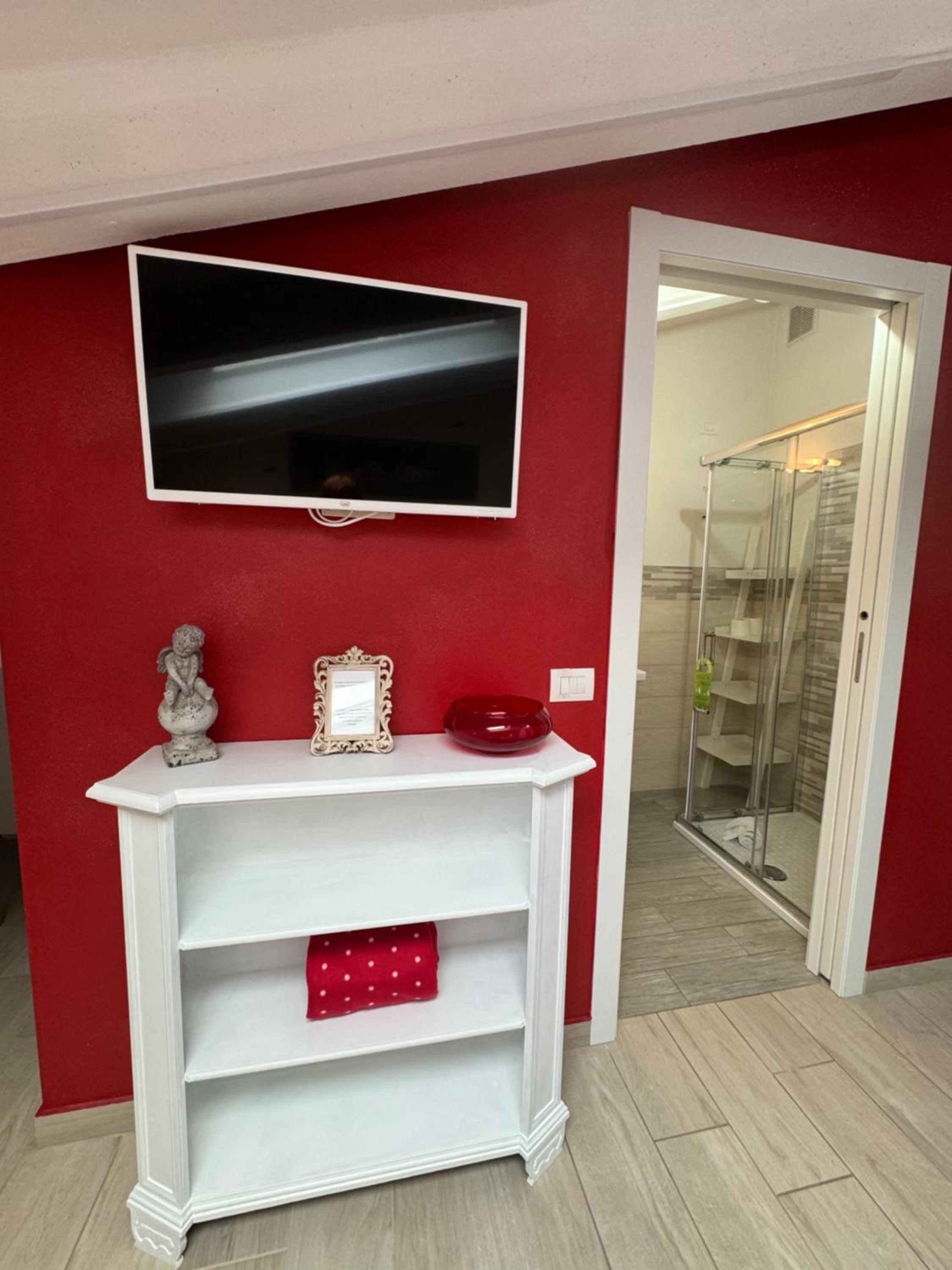 Double Room - Photo 7