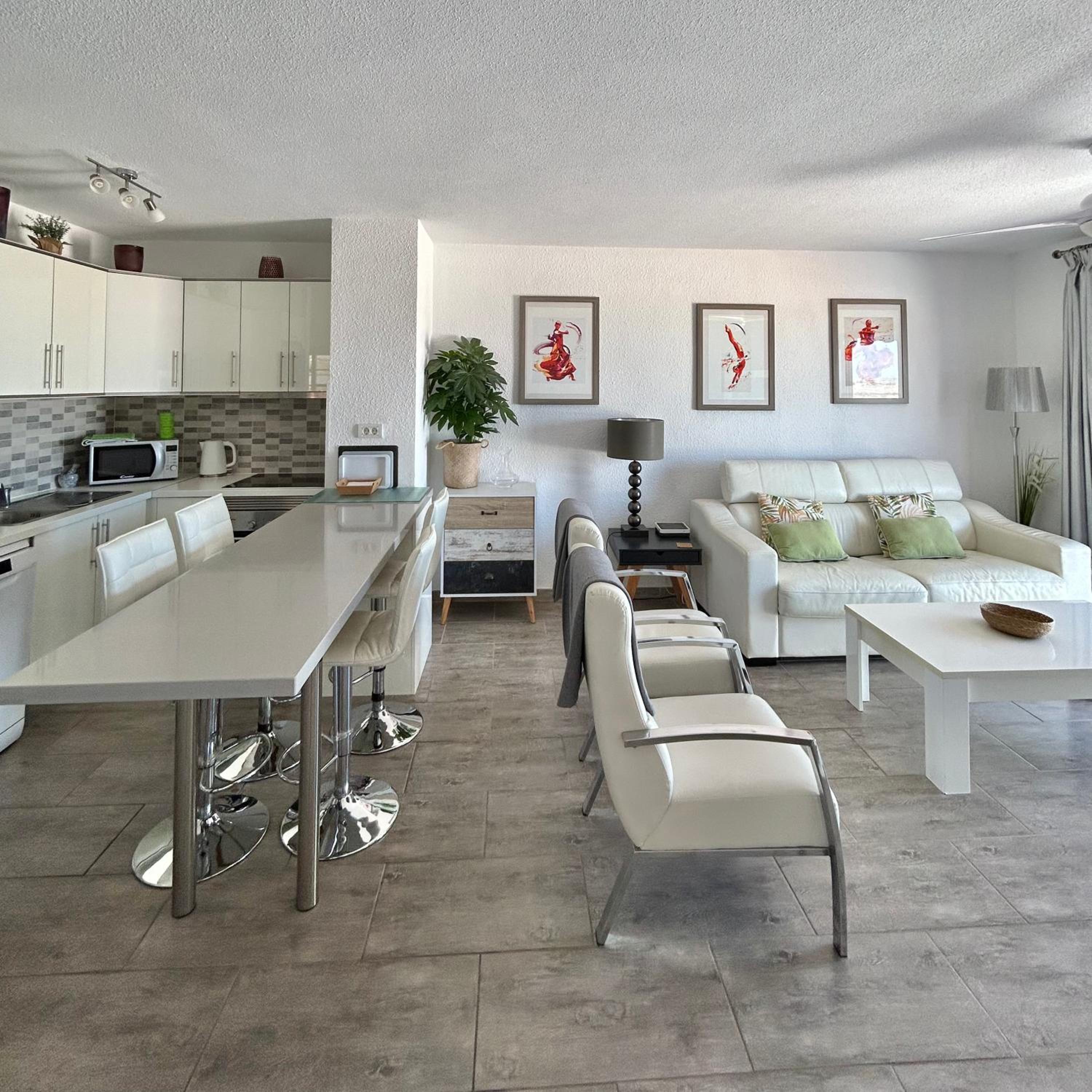 Apartamento con vista al mar