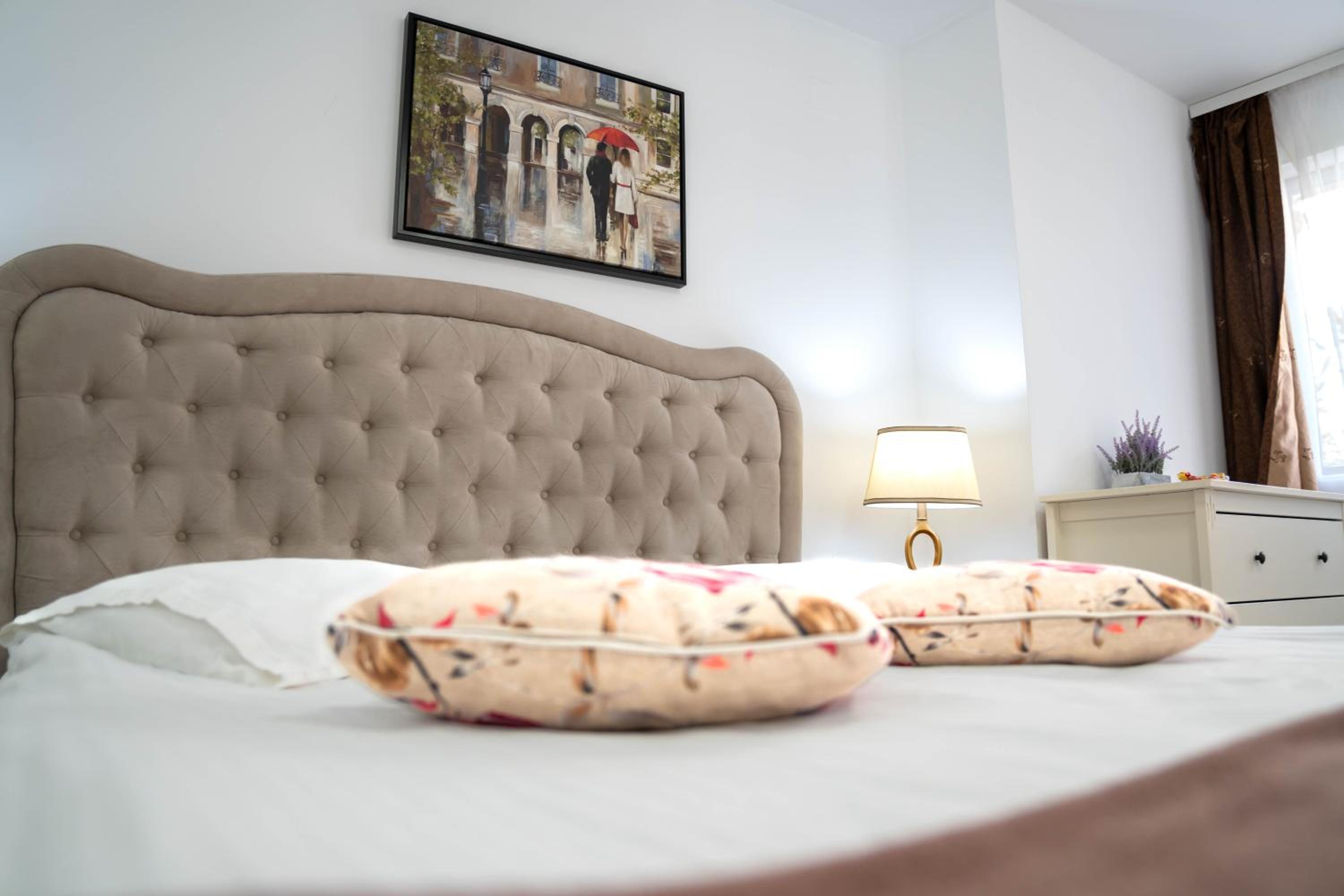 Superior King Room - Photo 8