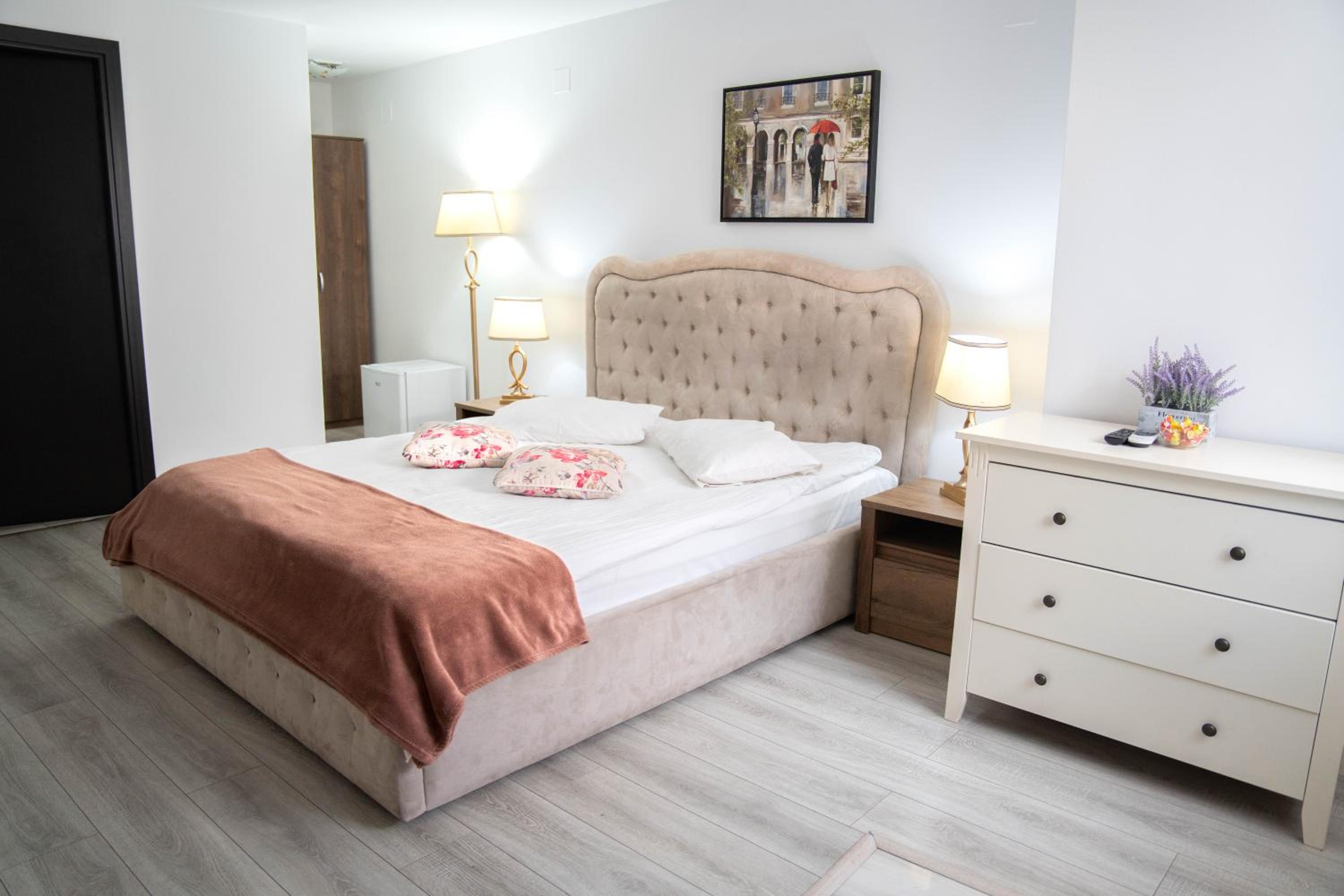 Superior King Room - Photo 1