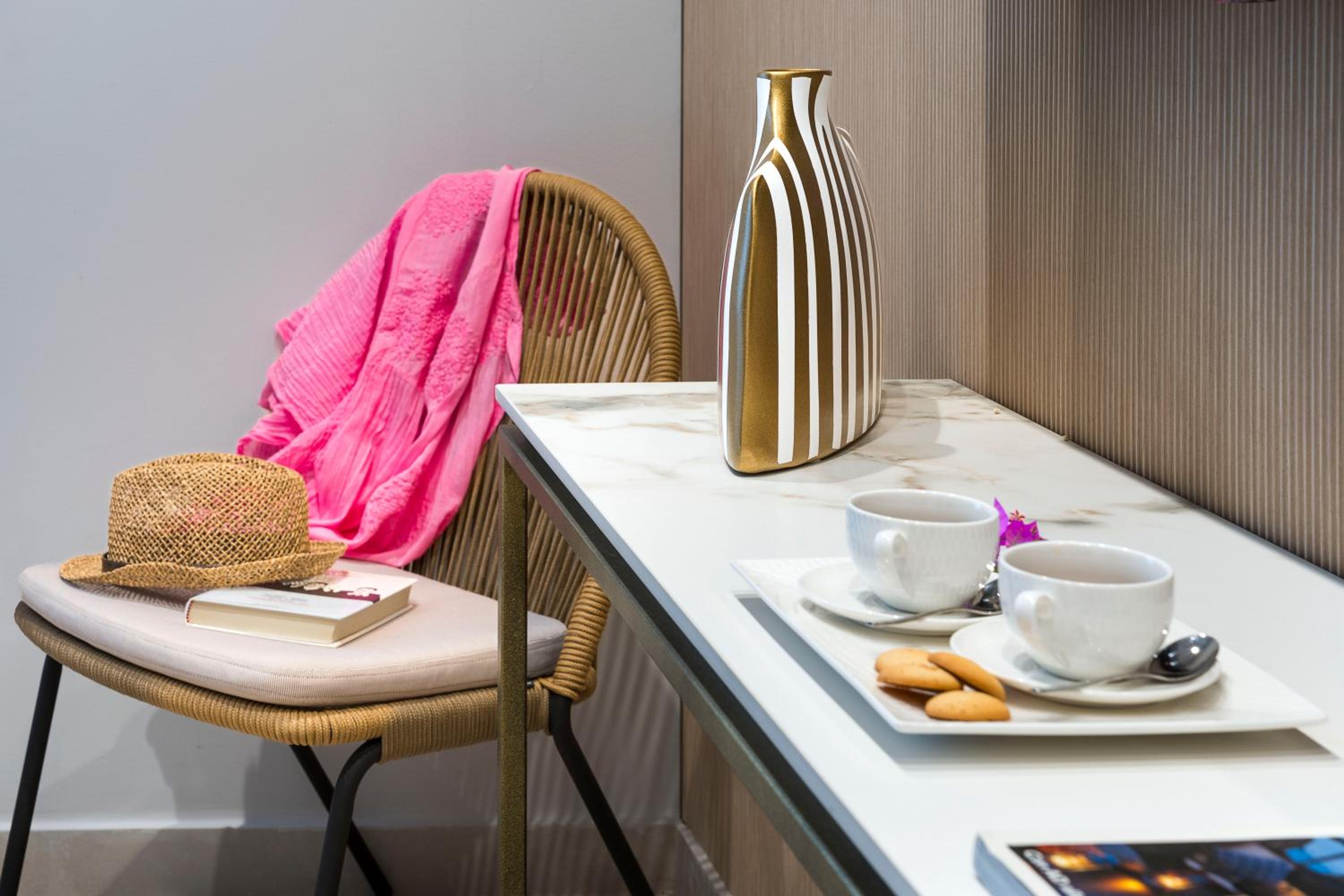 Double Room - Disability Access - Photo 5