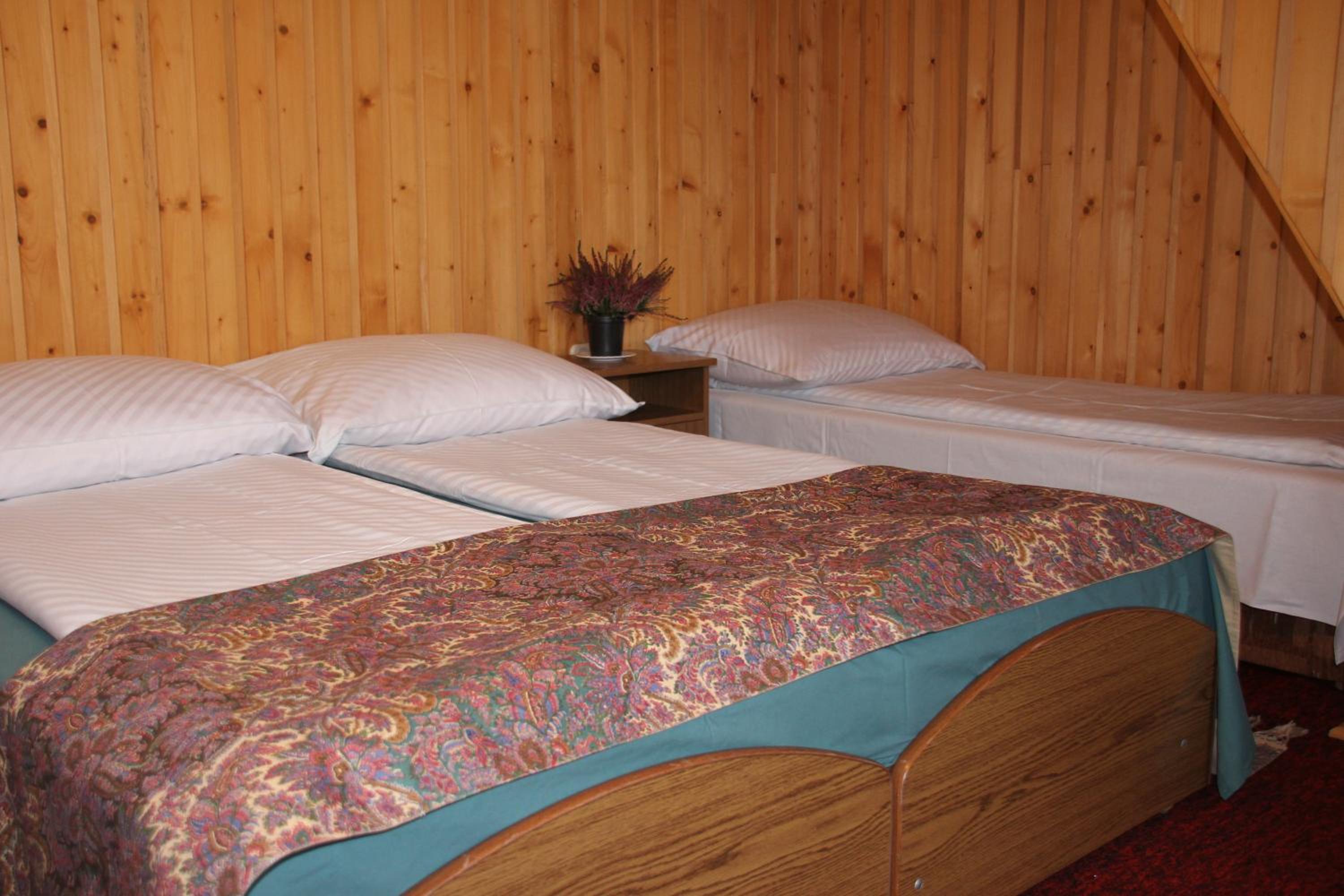Triple Room with Private Bathroom - Photo 5
