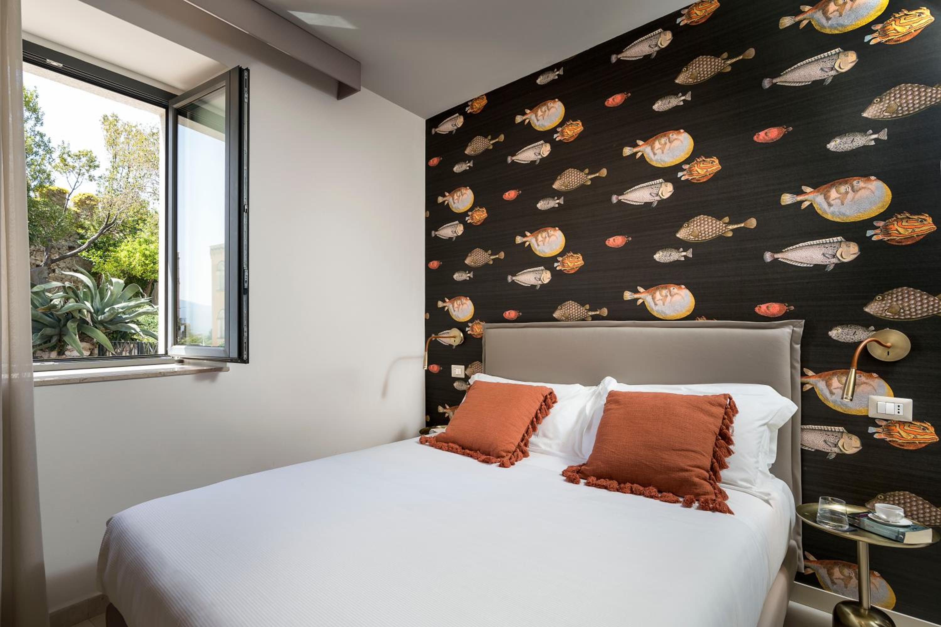 Suite - Photo 4