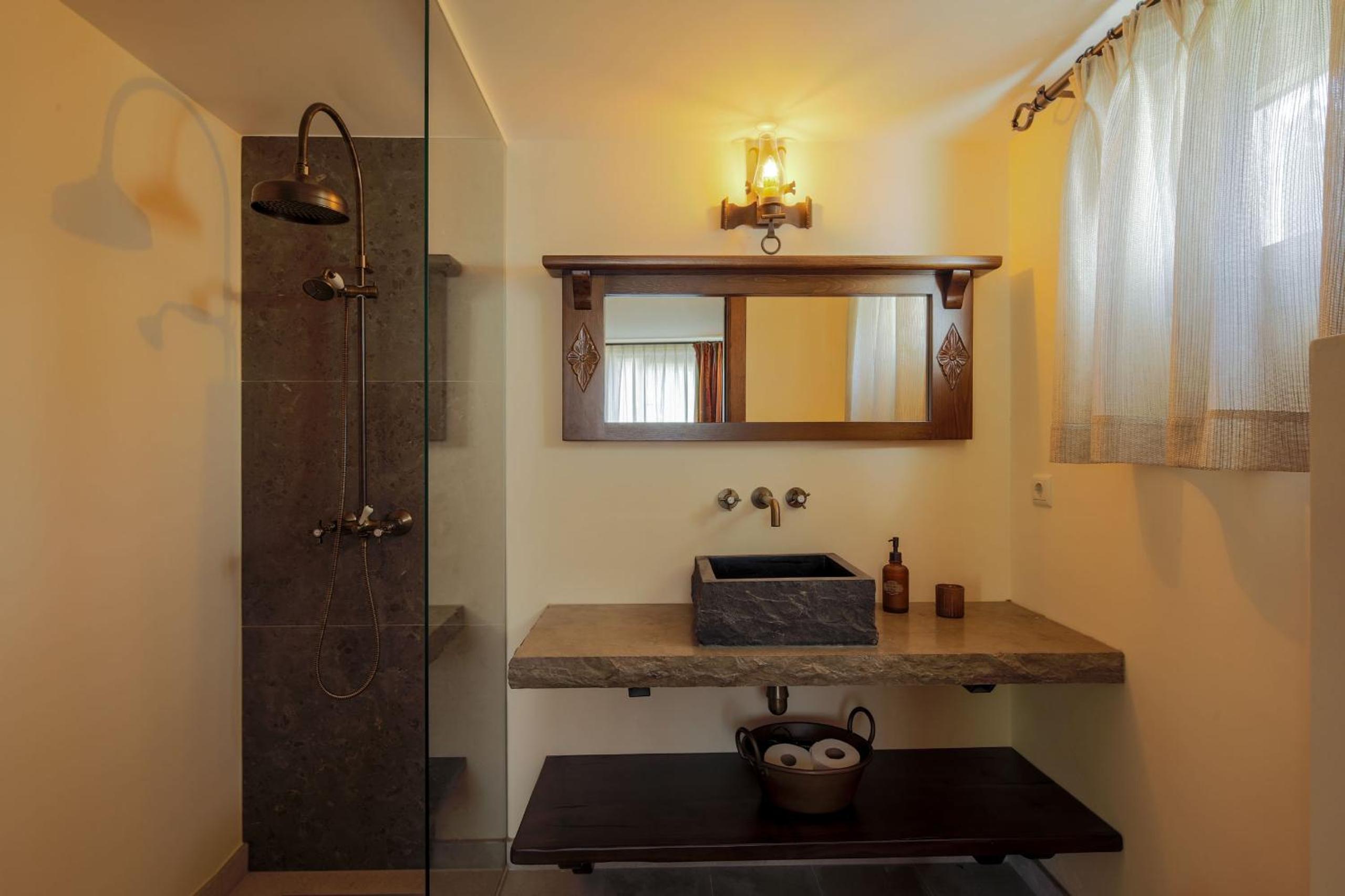 Double Room with Terrace - Photo 3