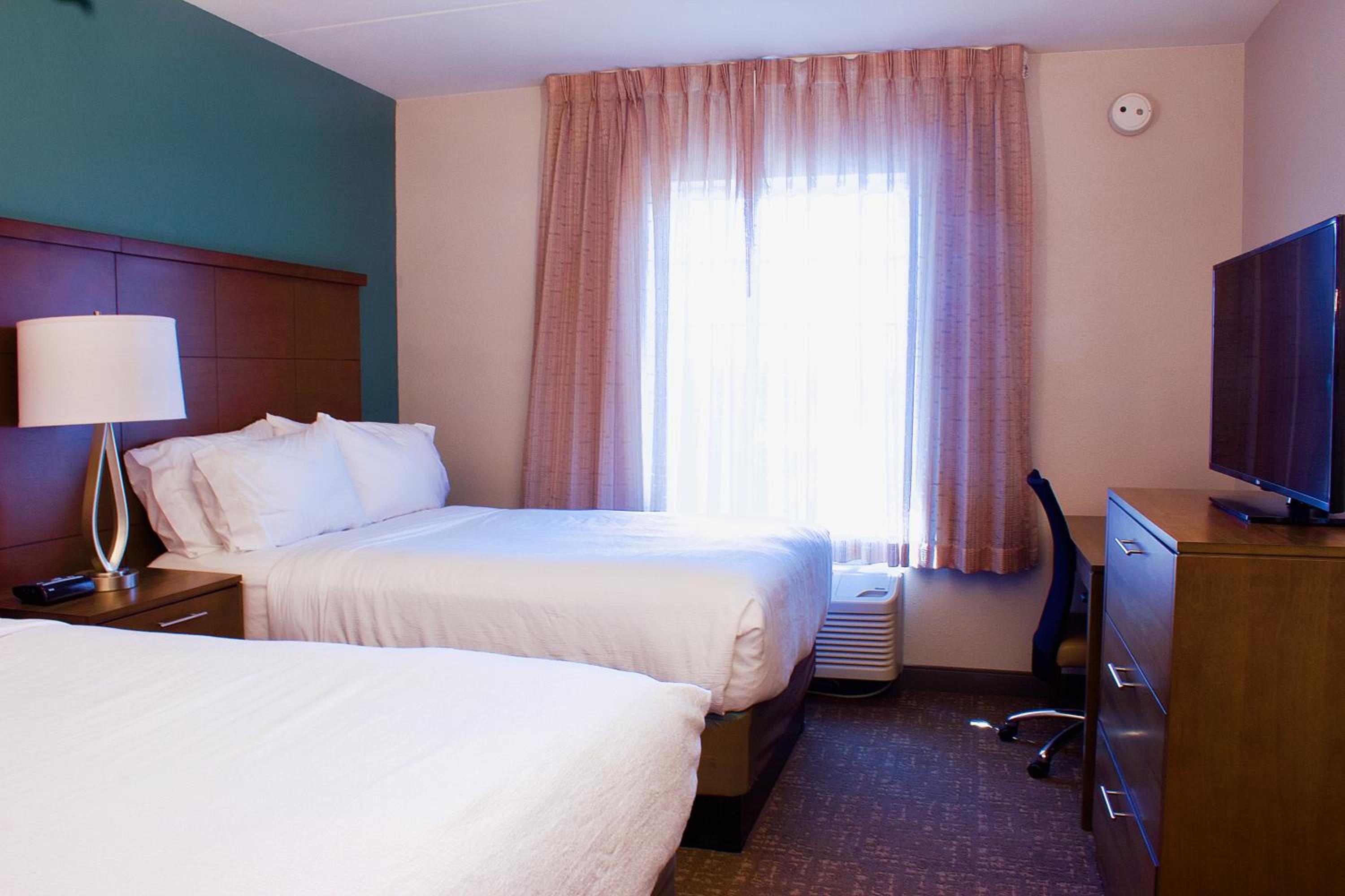 Two-Bedroom Suite - Disability Access/Non-Smoking - Photo 3