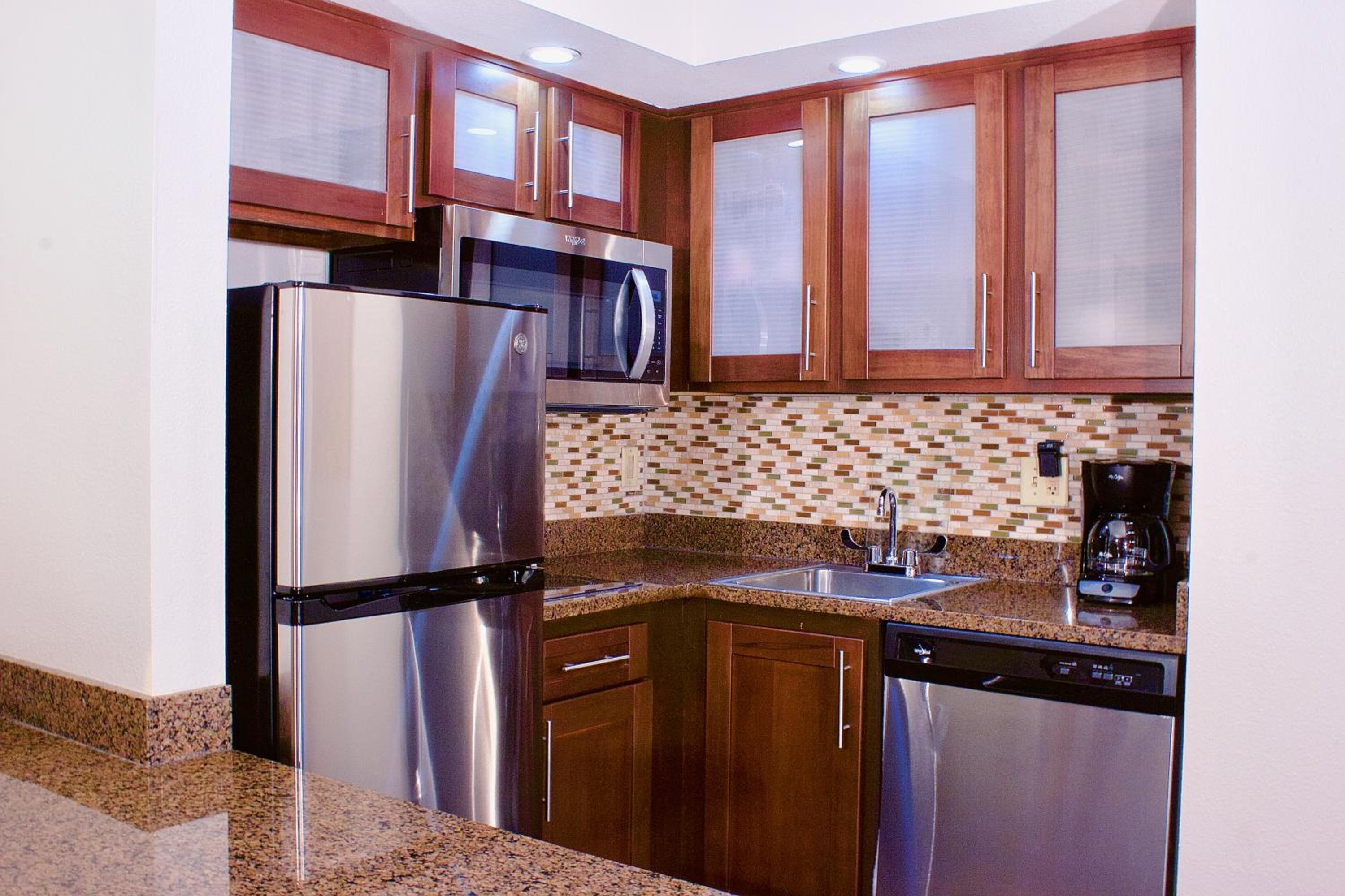 Studio Suite - Photo 2