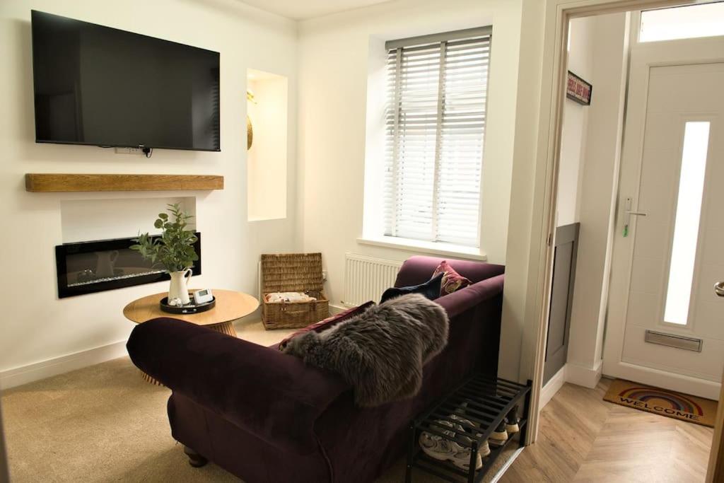 Two-Bedroom House photo 3