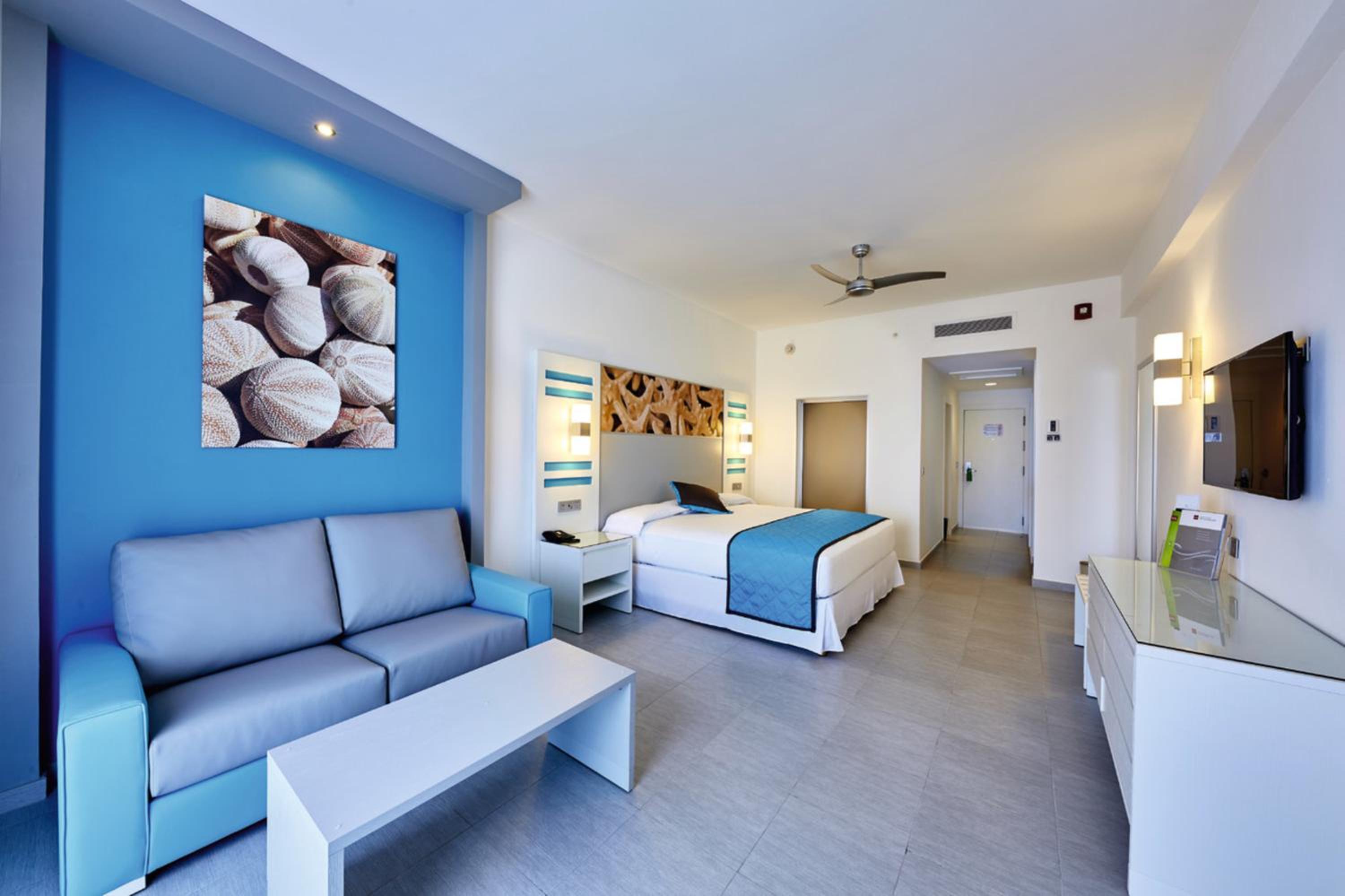 Double Room Ocean Front photo 3