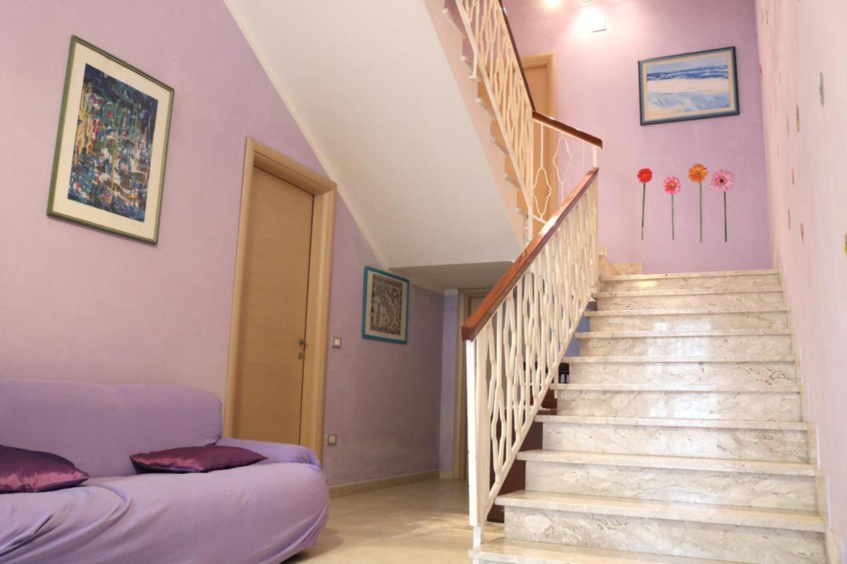 Triple Room with Private Bathroom photo 2