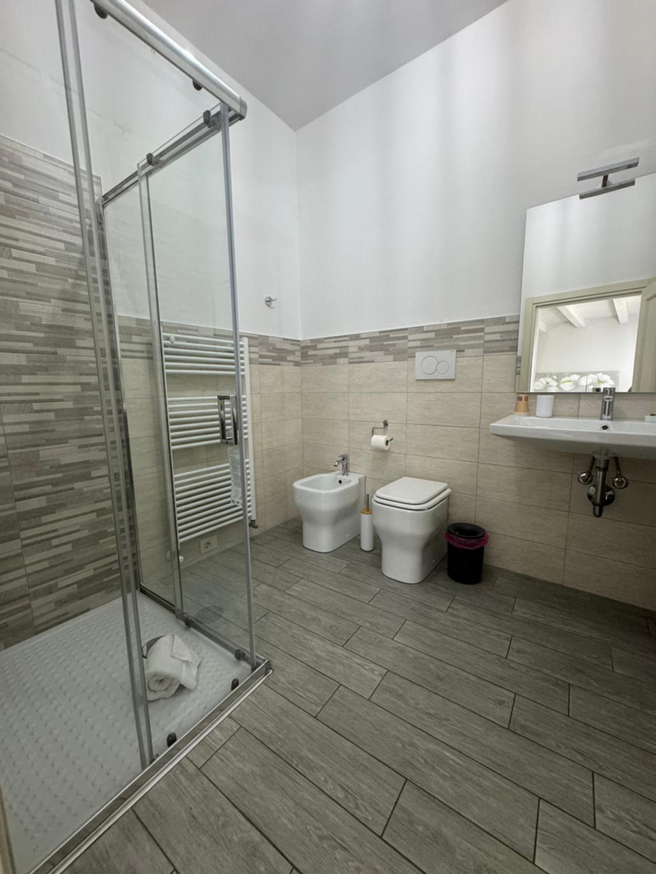 Quadruple Room - Photo 10