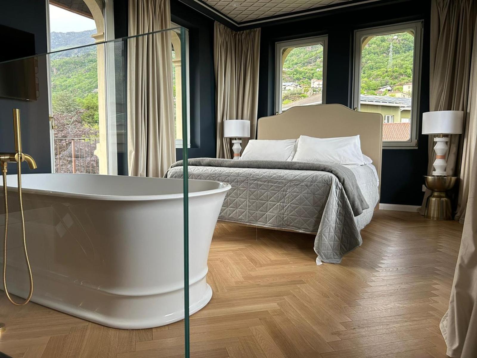 Suite with Mountain View - Photo 1