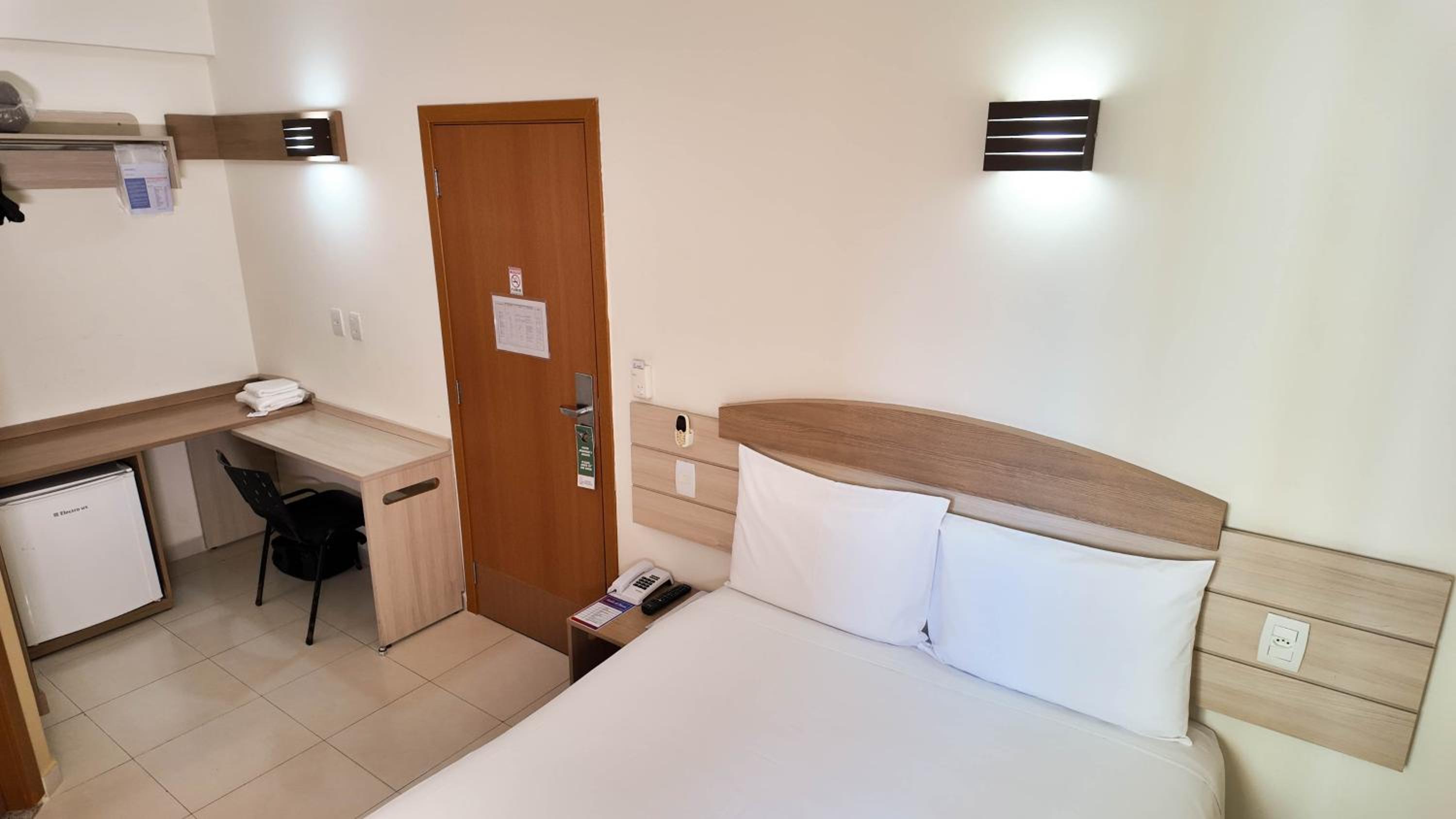 Standard Double Room photo 3