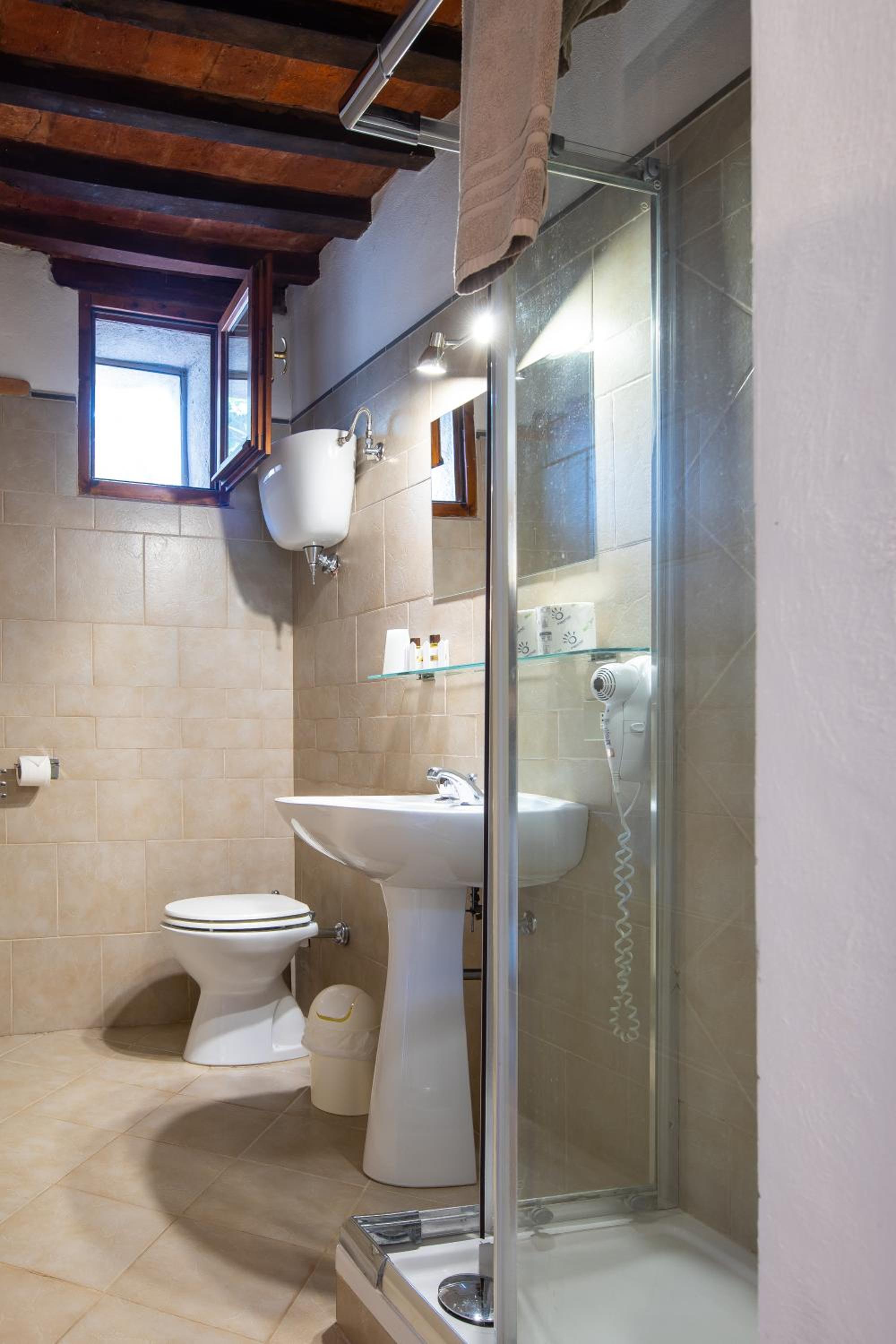 Apartment - Photo 11