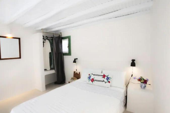 One-Bedroom House photo 3