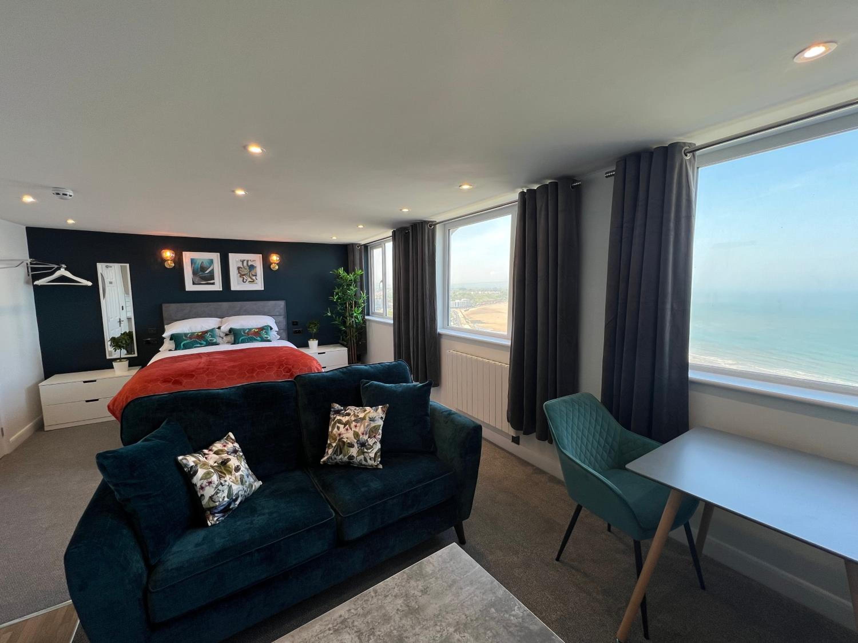 Deluxe Penthouse Sea View Studio (Third Floor) photo 3