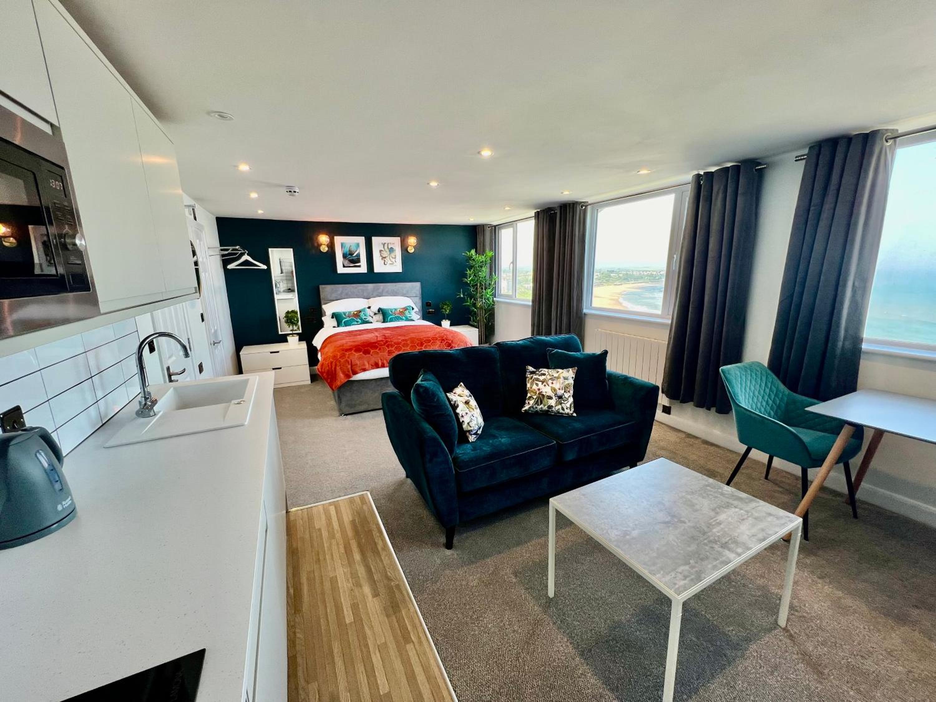 Deluxe Penthouse Sea View Studio (Third Floor) photo 2