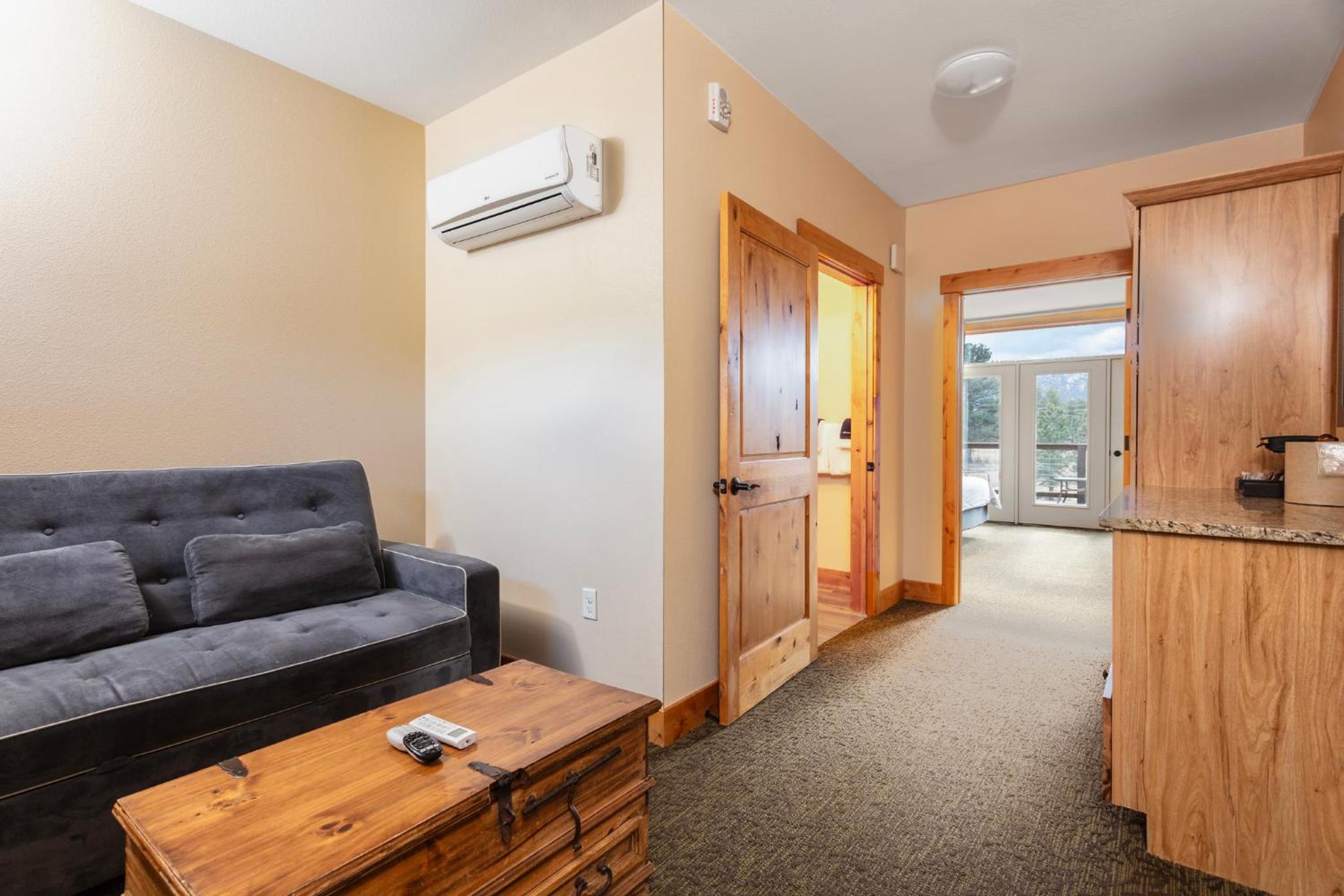 Junior Suite with Balcony photo 2