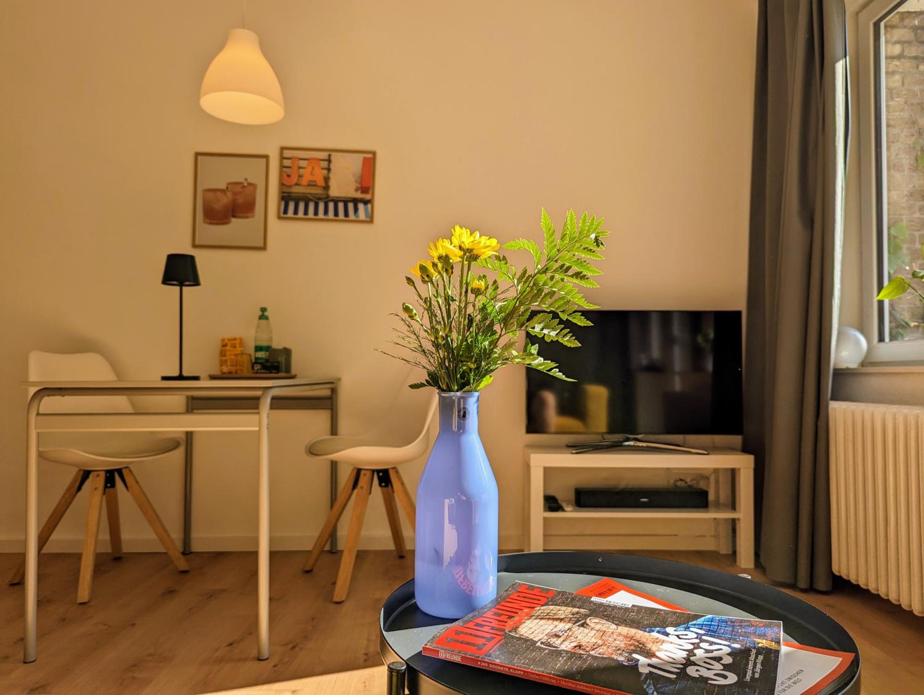One-Bedroom Apartment photo 1