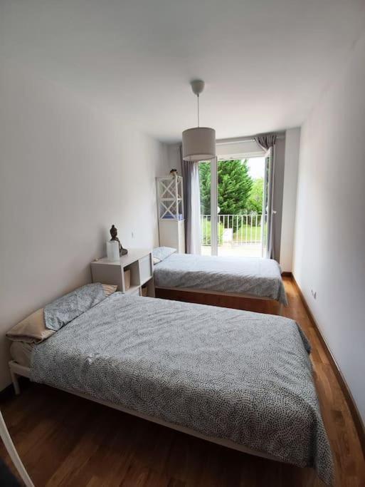 Three-Bedroom Apartment photo 3