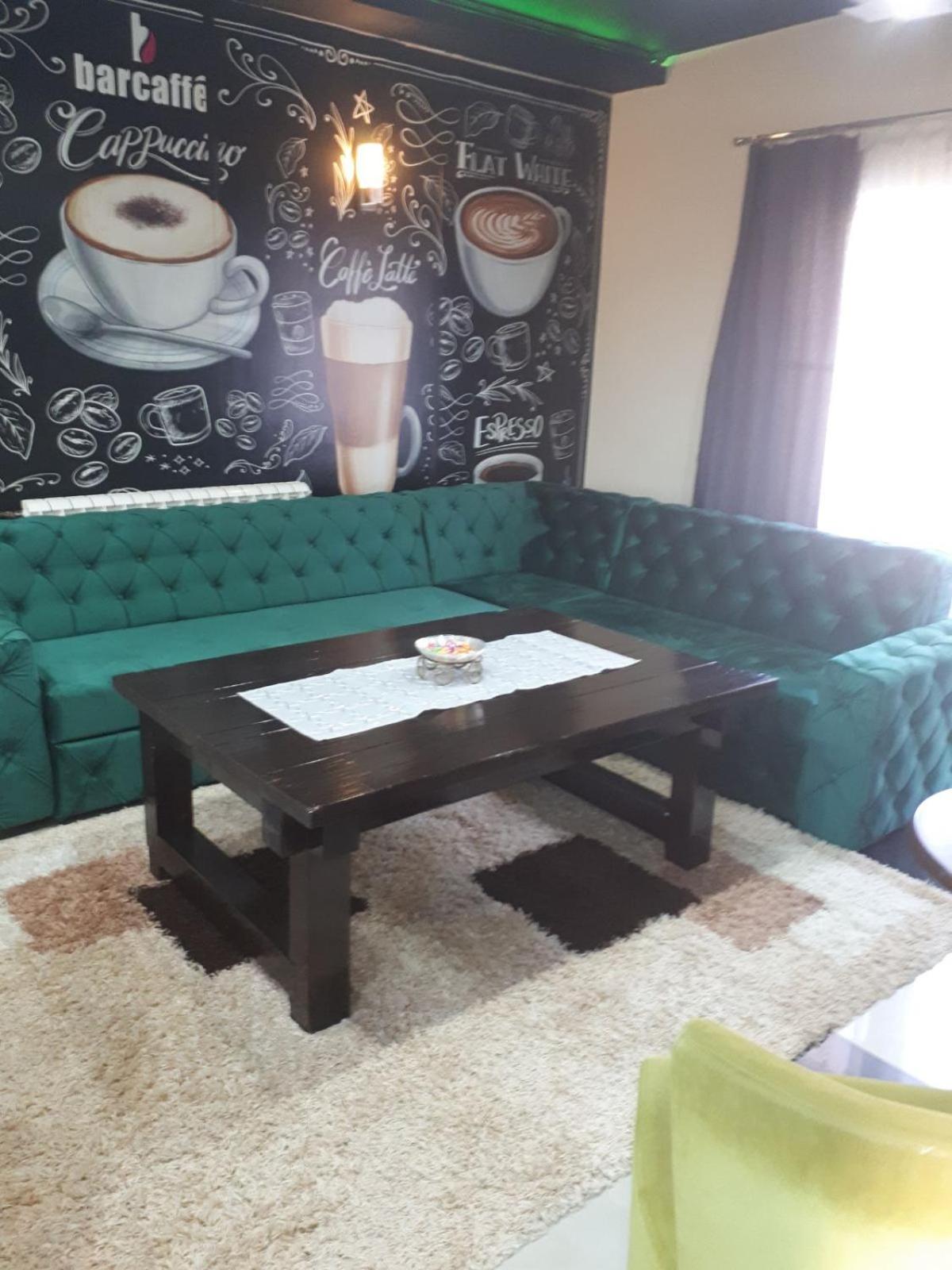 Deluxe Family Room photo 2