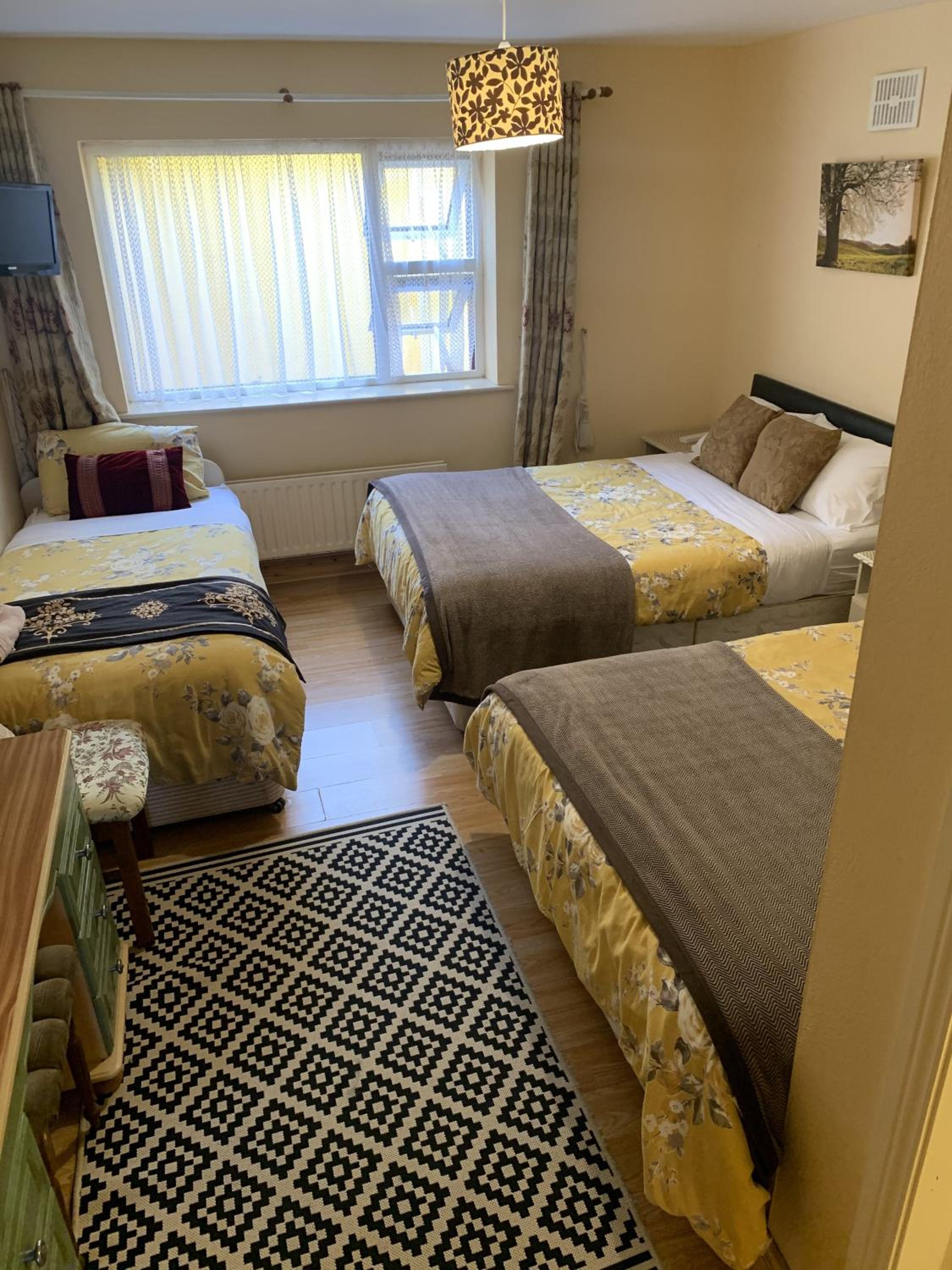 Triple Room