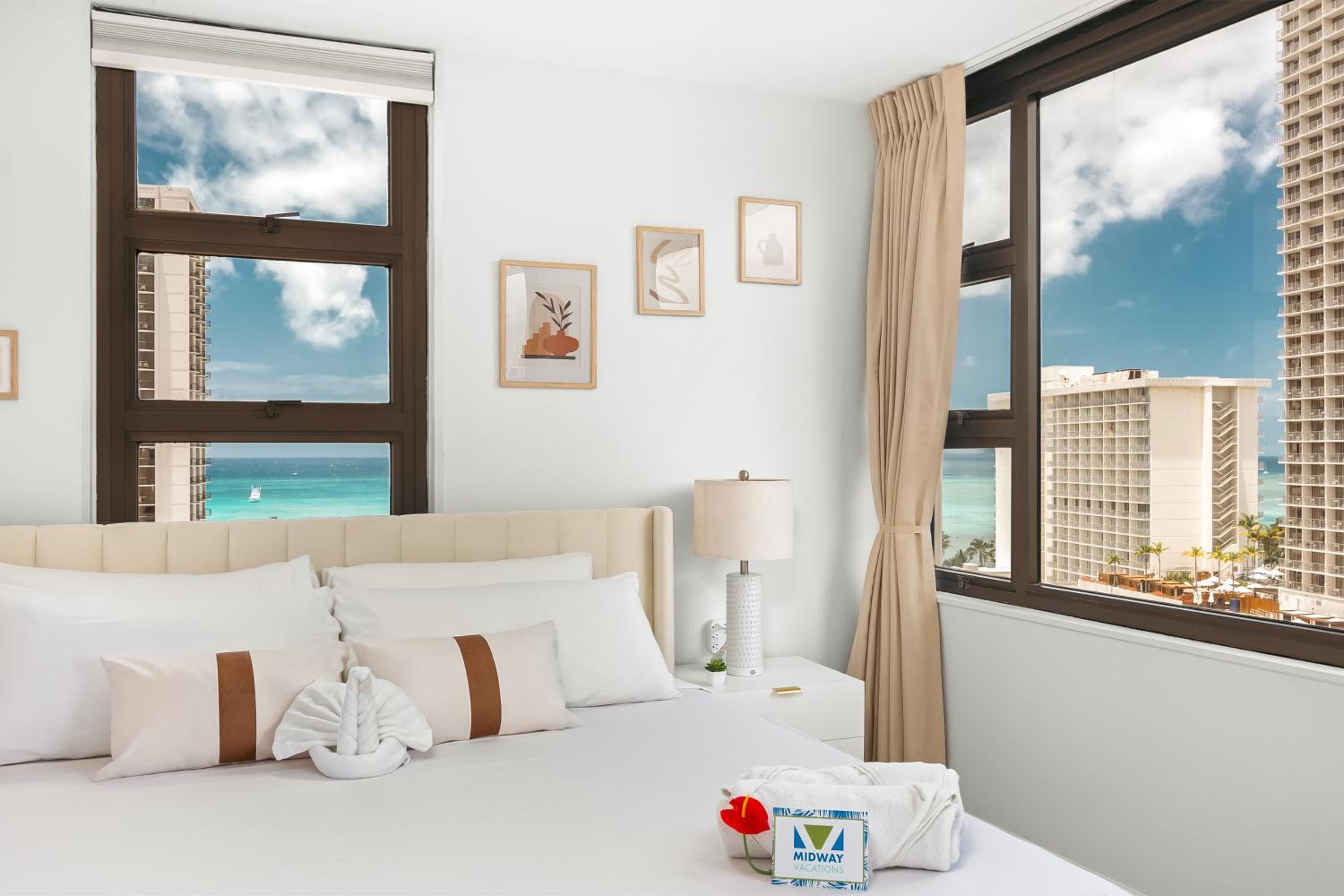 Waikiki Banyan condo with ocean & skyline views: One-Bedroom Apartment photo