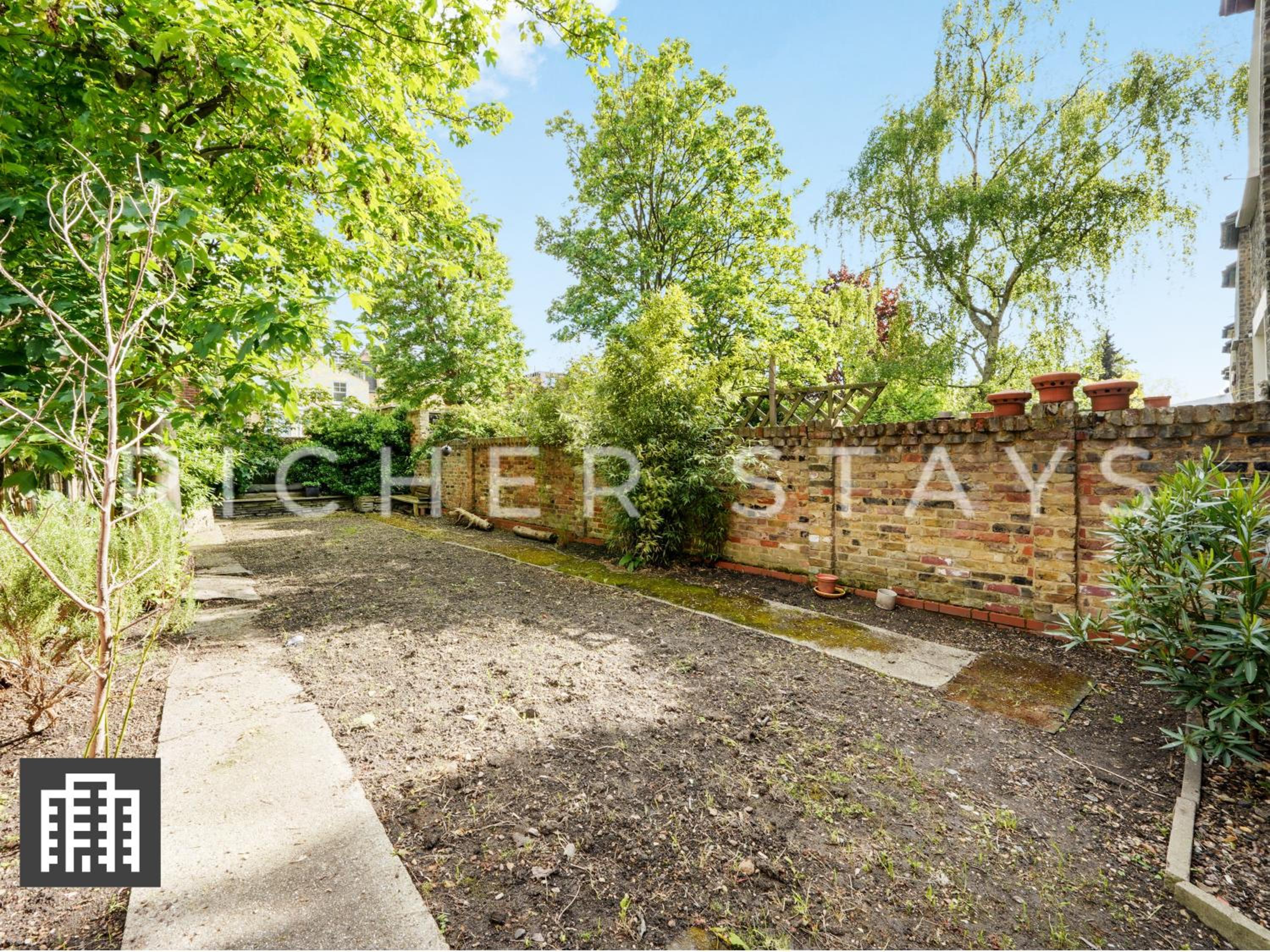 Double Room with Garden View photo 2
