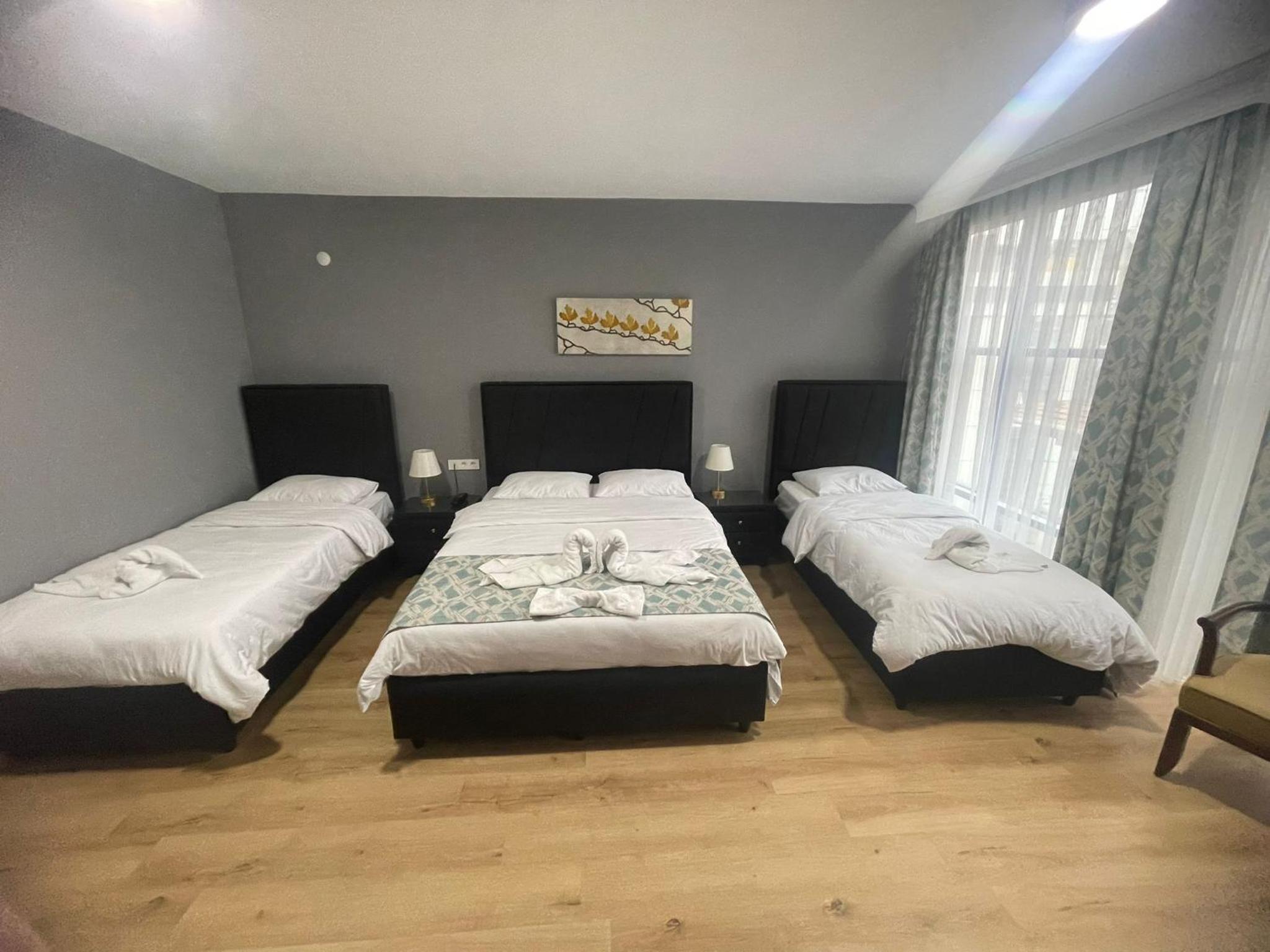 Luxury Quadruple Room photo 1