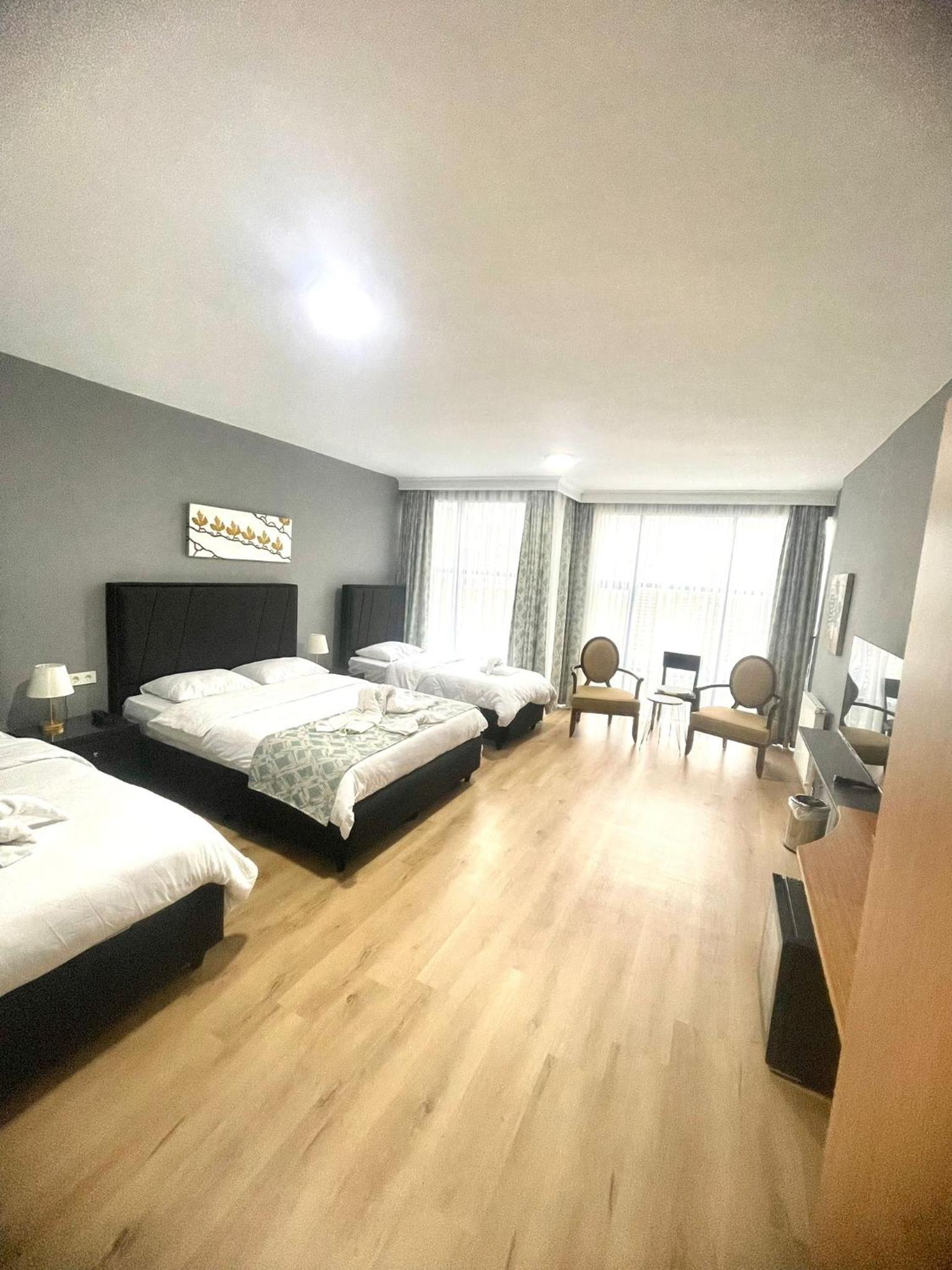 Luxury Quadruple Room photo 3