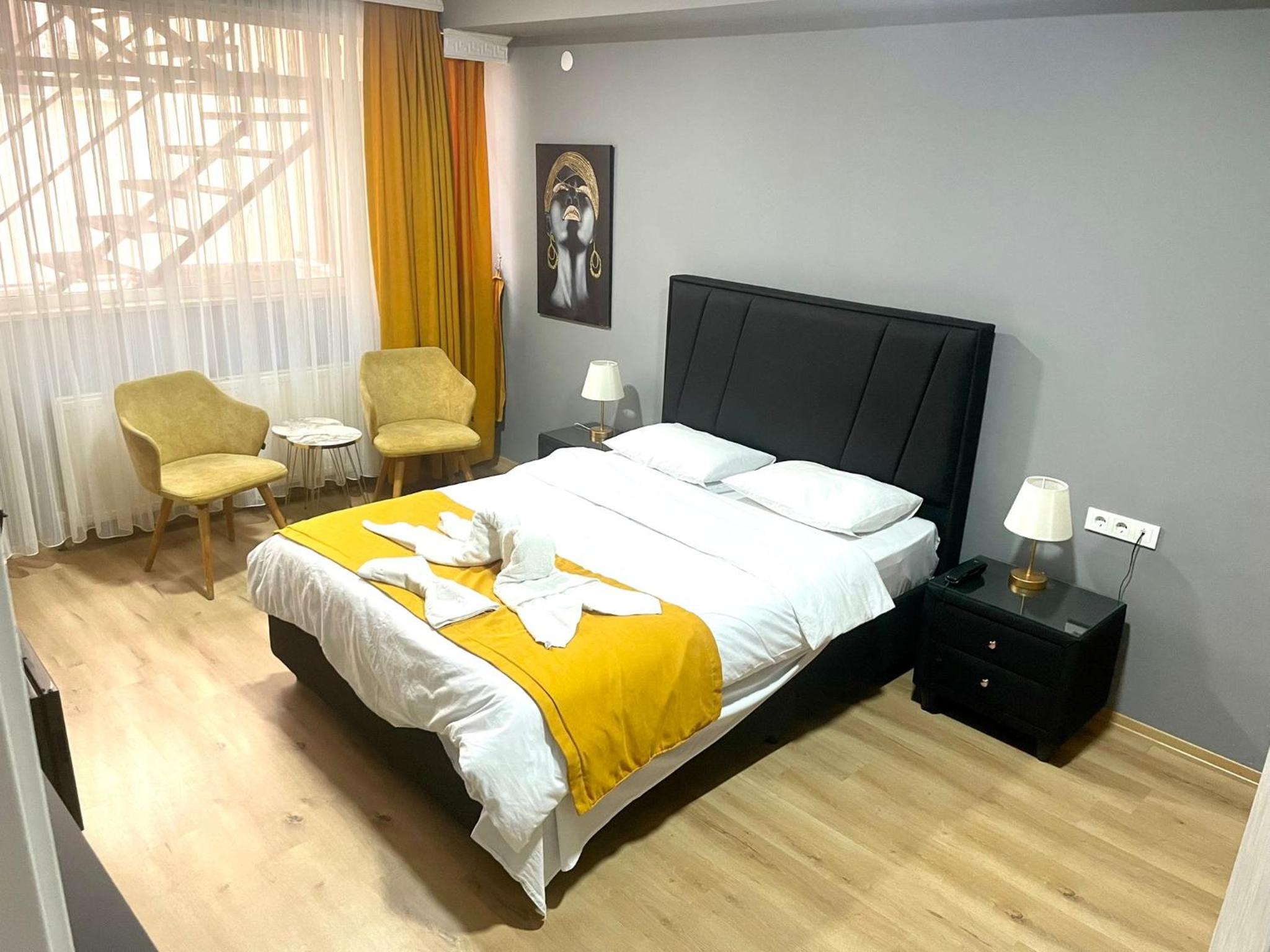 Deluxe Double Or Twin Room photo 1