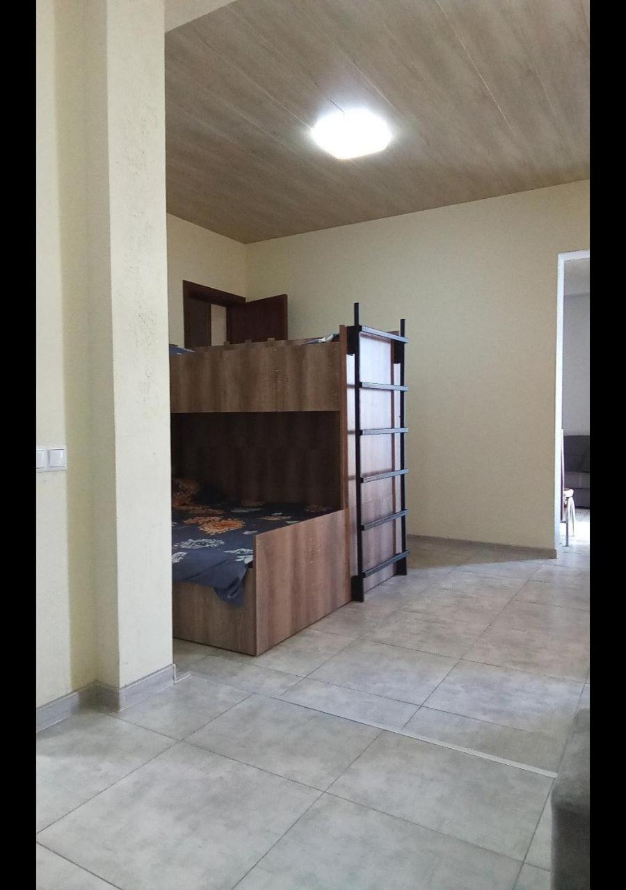 Apartment with Mountain View photo 3