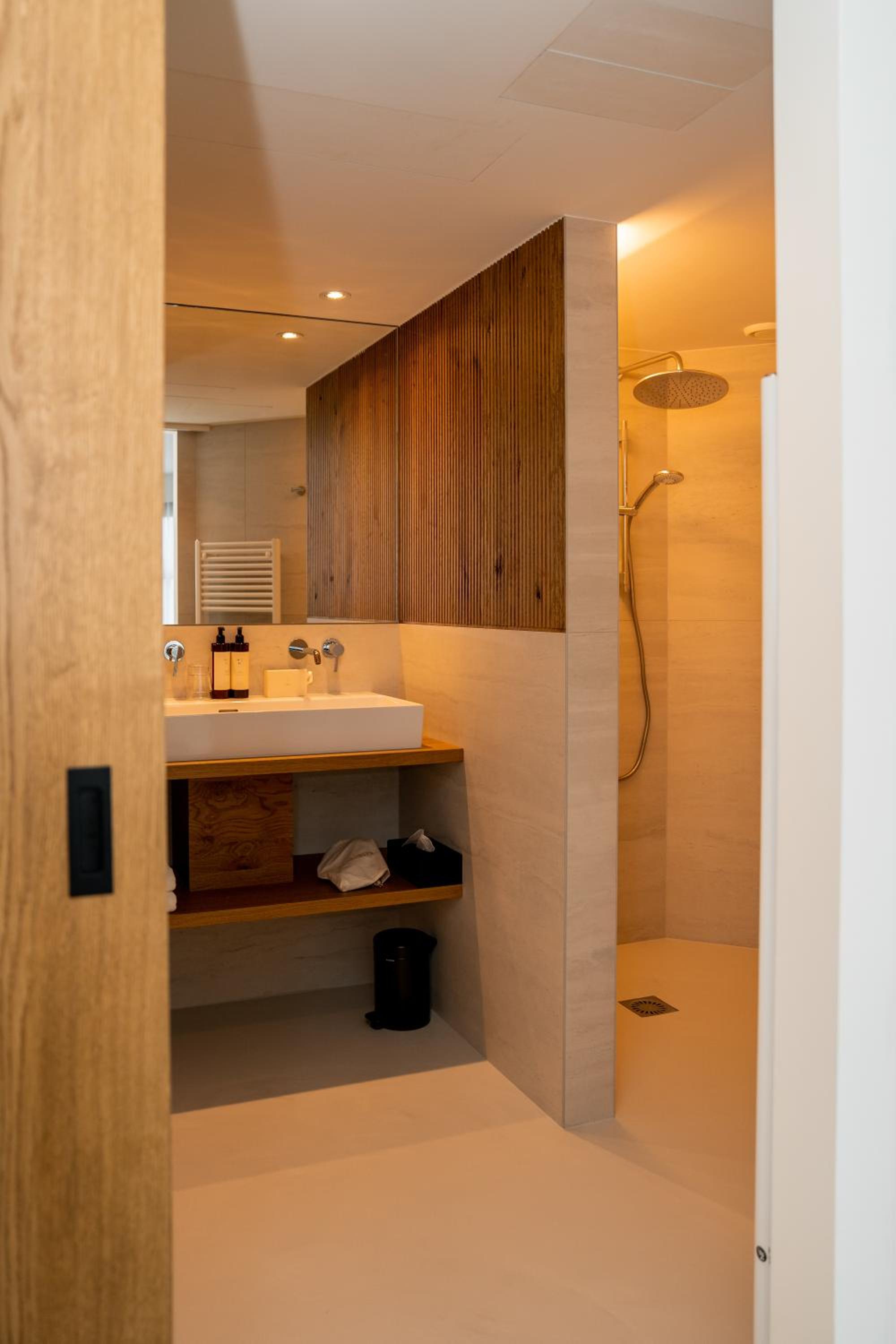 Sea Breeze Junior Suite - Photo 2