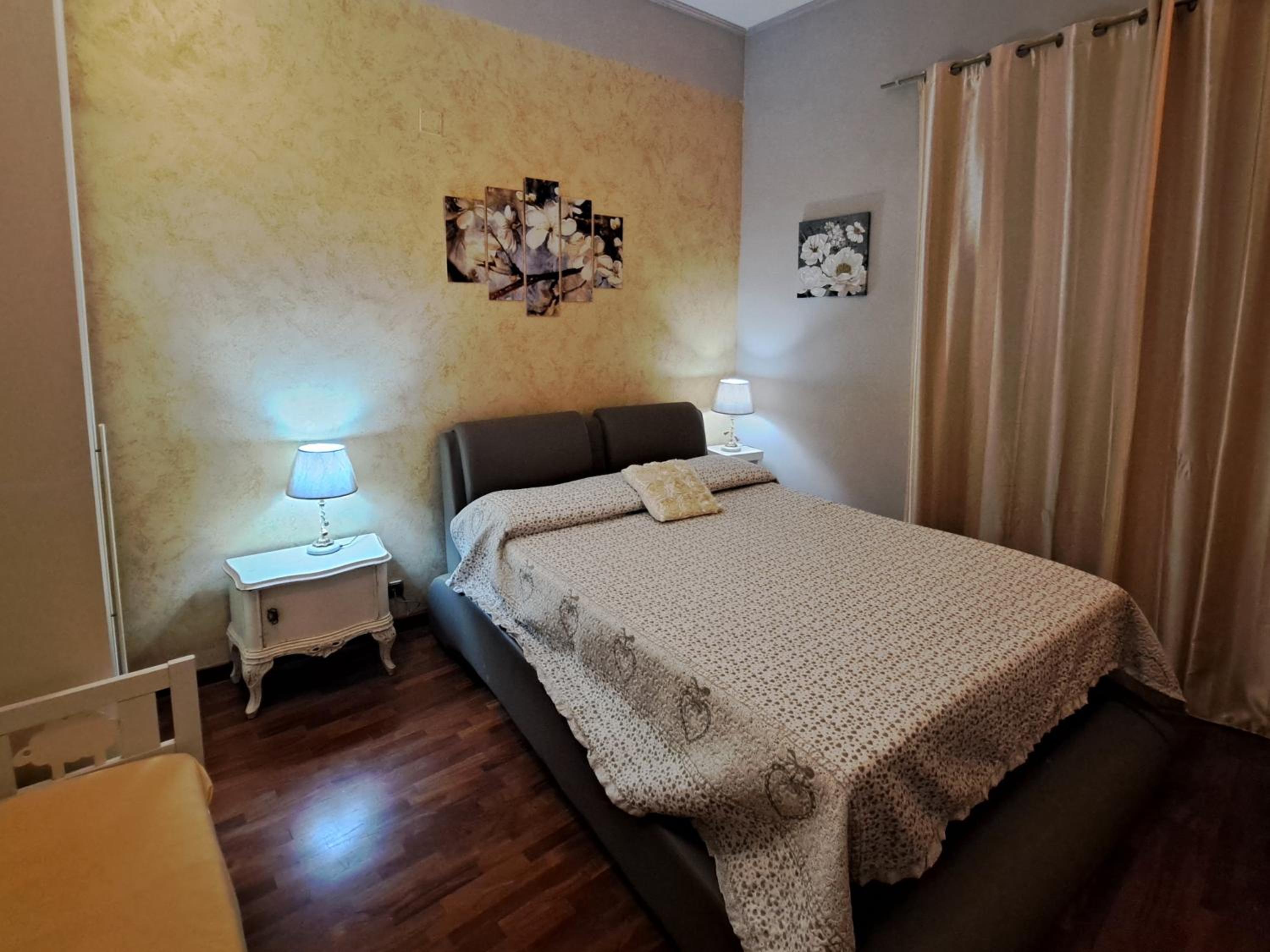 Large Double Room photo 1