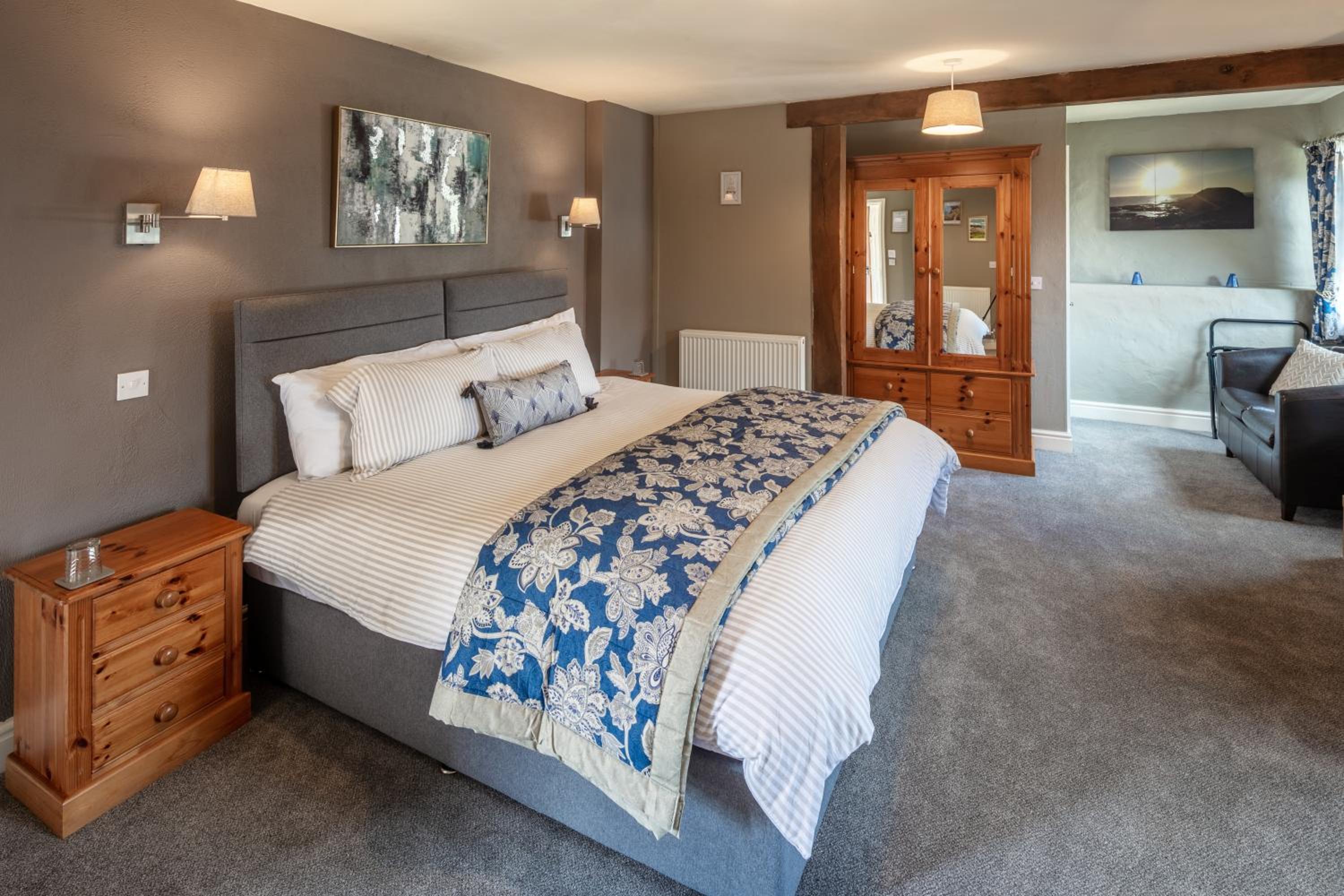 Double or Twin Room photo 1