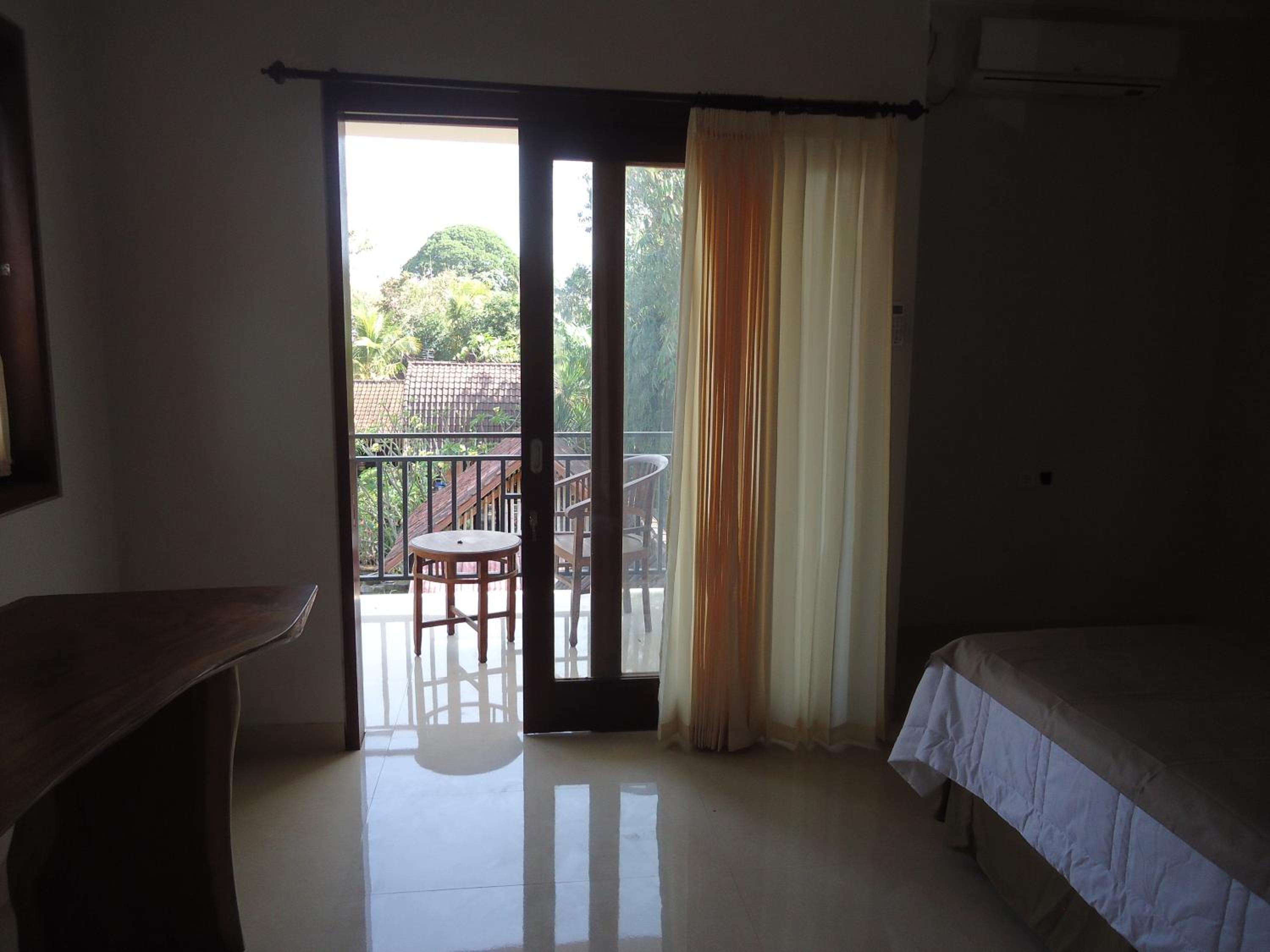 Standard Double Room - Photo 8