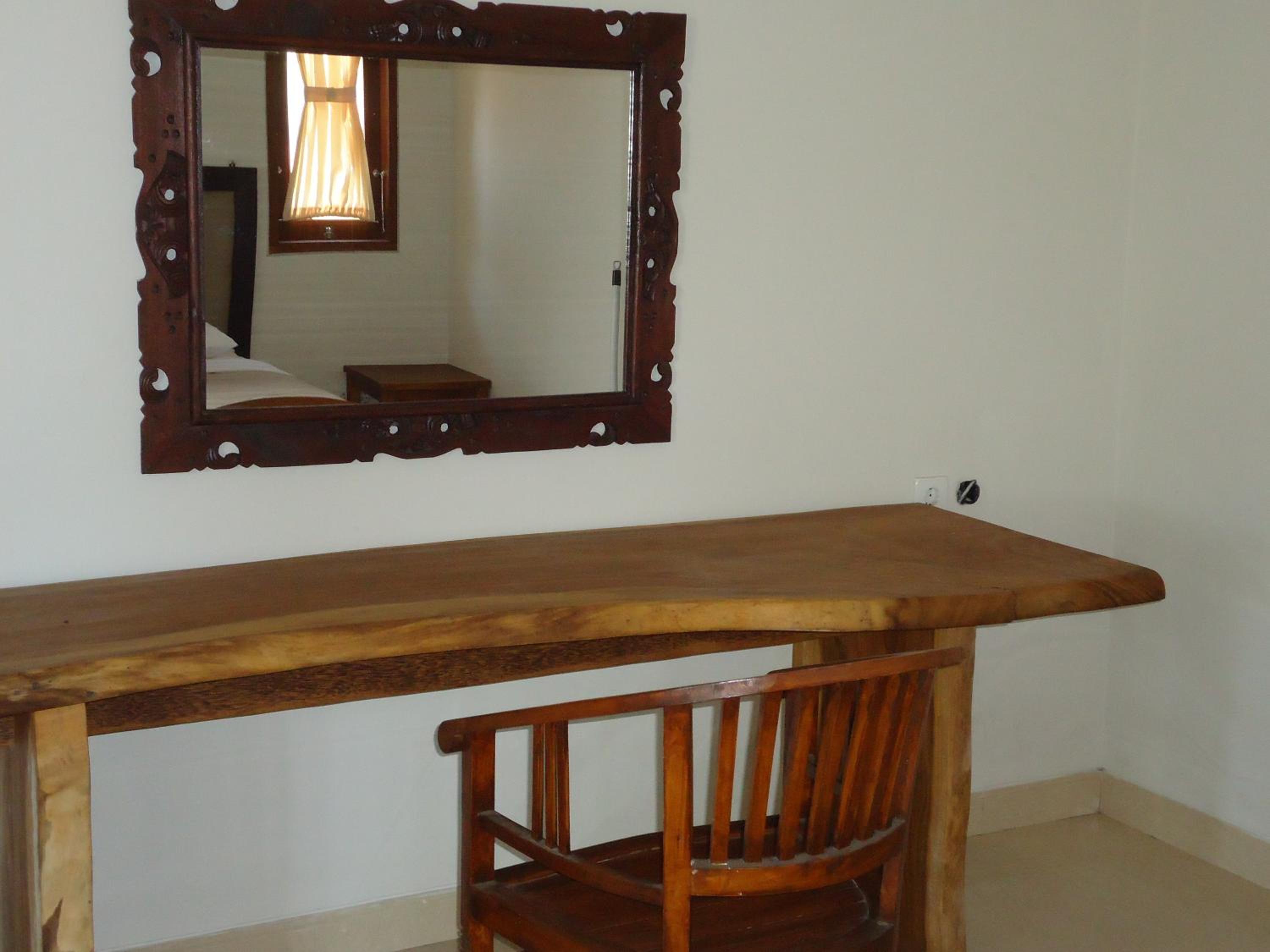 Standard Double Room - Photo 11